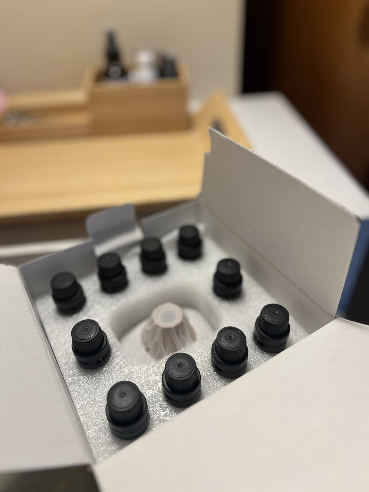 Ultimate Aromatherapy Diffuser & Essential Oil Set - Ultrasonic Top 10 Oils Modern with 4 Timer 7 Ambient Light Settings Therapeutic Grade Lavender customer photo 1