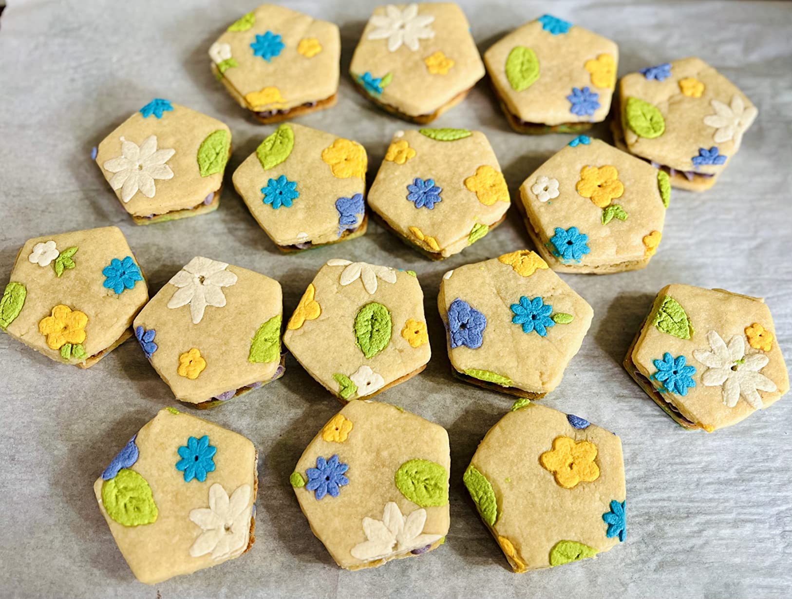 33 Pcs Fondant Cake Cookie Plunger Cutter Sugarcraft Plunger Mold | Flower Leaf Butterfly Heart Shape Decorating Mold DIY Tools customer photo 2