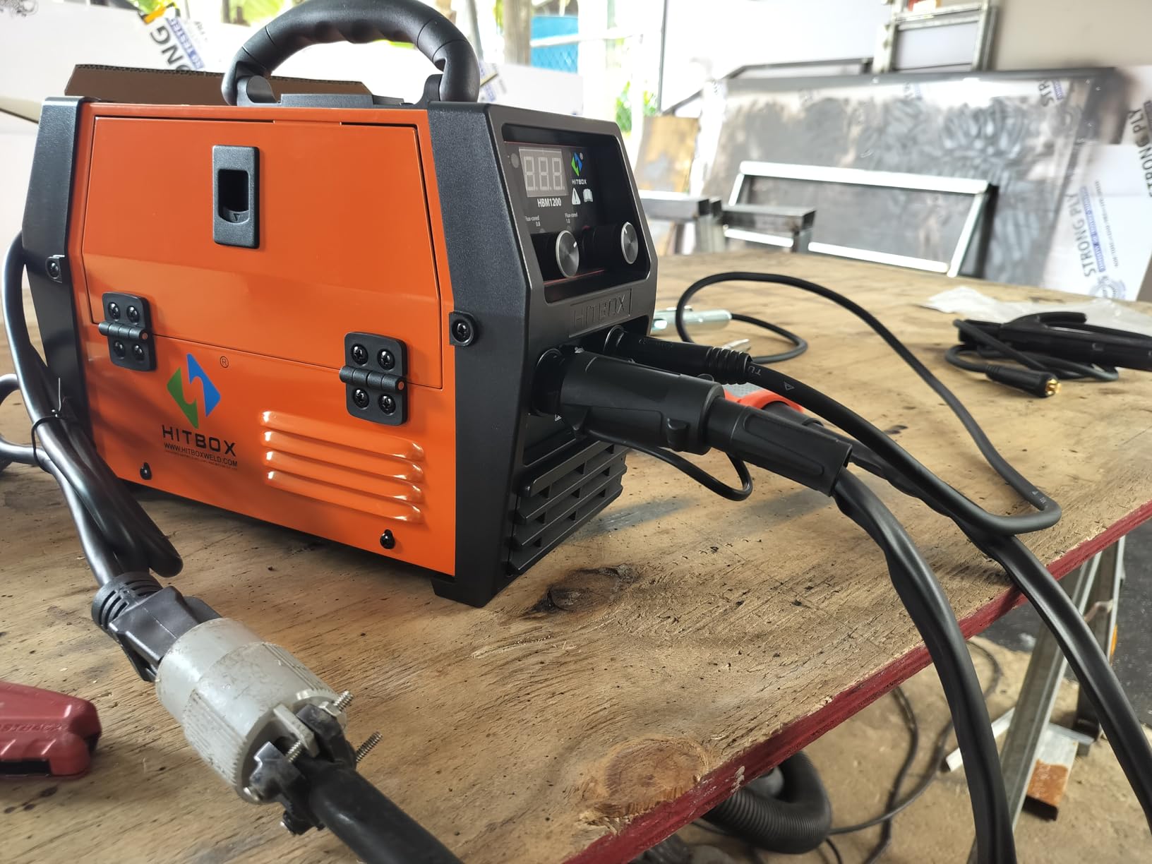 HITBOX 140A MIG Welder Gasless, 110V/220V Dual Voltage Flux Core Welder Flux MIG/Lift TIG/Stick 3 In 1 Synergy MIG Welding Machine With Torch Clamp and 0.8mm Flux Wire customer photo 2