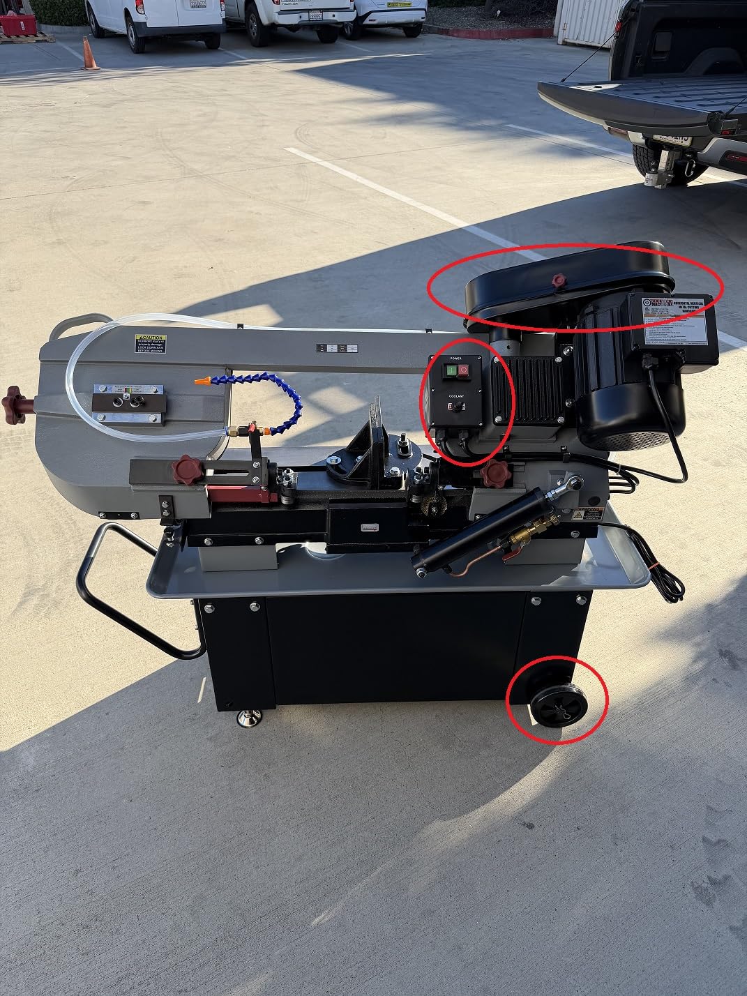 Metal Band Saw, 7 x 12 in, KAKA INDUSTRIAL BS-712N | 115V/230V, hydraulic feed, coolant, 1.5 HP single-phase motor customer photo 1