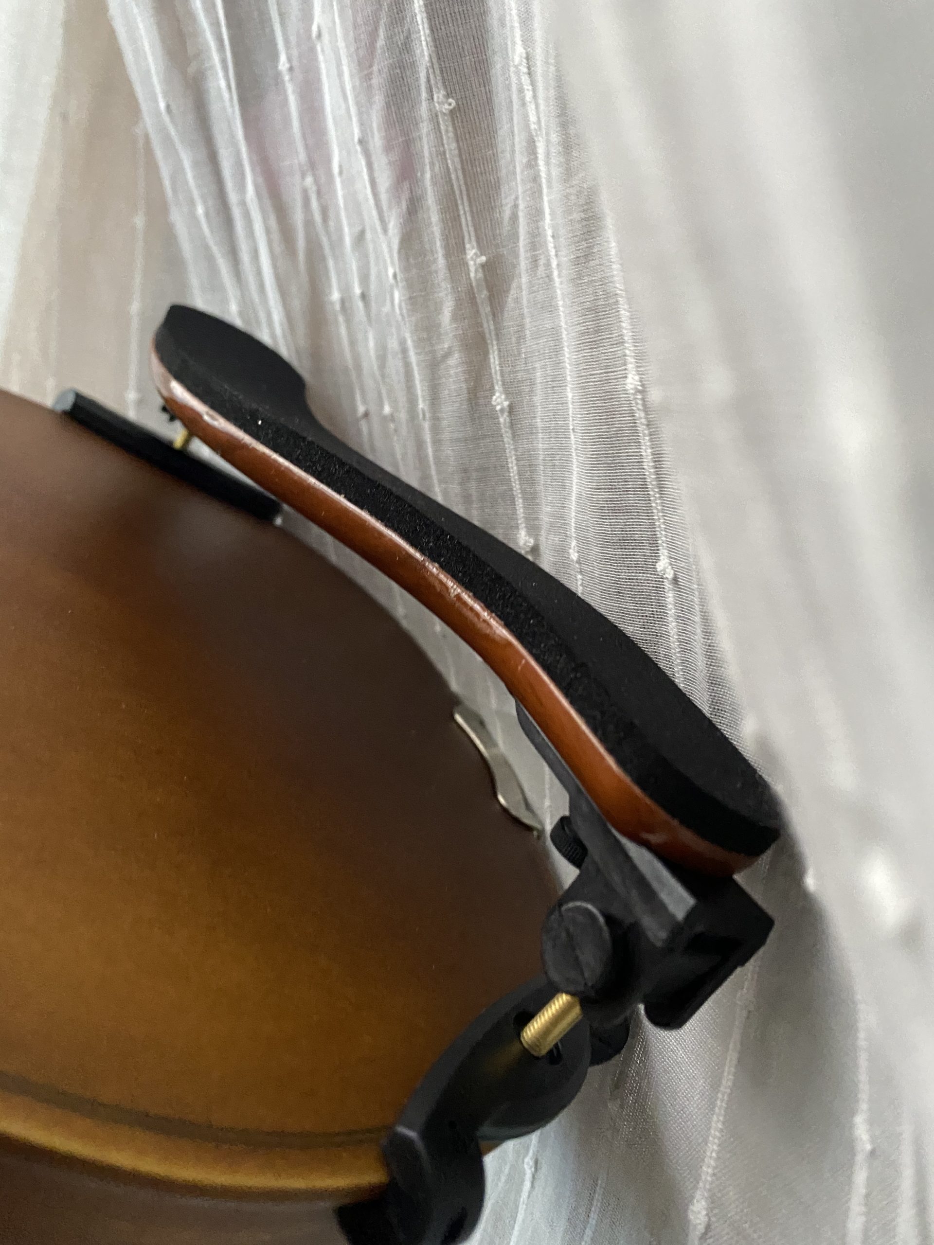 NANYI Violin Shoulder Rest for 4/4 and 3/4 with Collapsible and Height Adjustable Feet, Imitation wood grain. customer photo 1