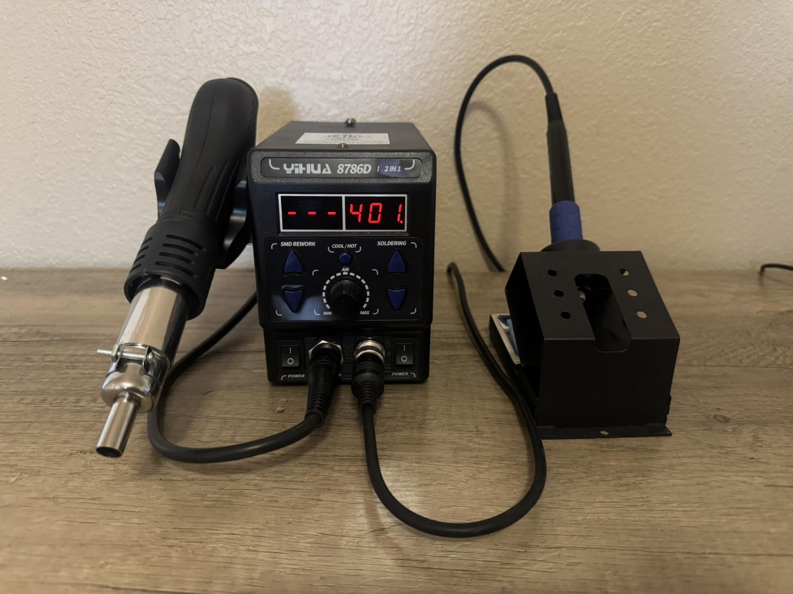YIHUA 8786D I 2 in 1 Hot Air Rework and Soldering Iron Station with 10 Solder Iron Tips, 4 Hot Air Nozzles, F /C, Cool/Hot Air Conversion and Sleep Function customer photo 1