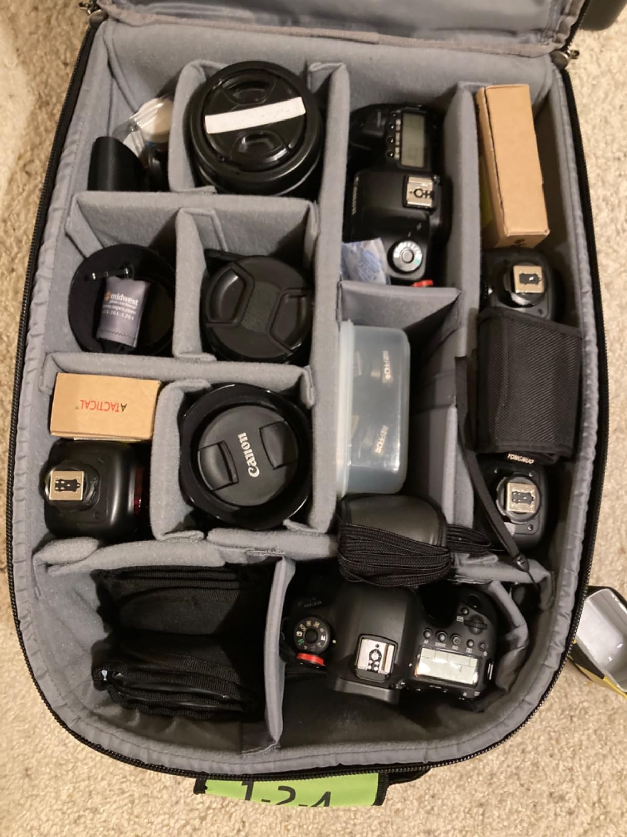 Think Tank Airport Advantage XT Rolling Carry-On Camera Case - Black customer photo 1