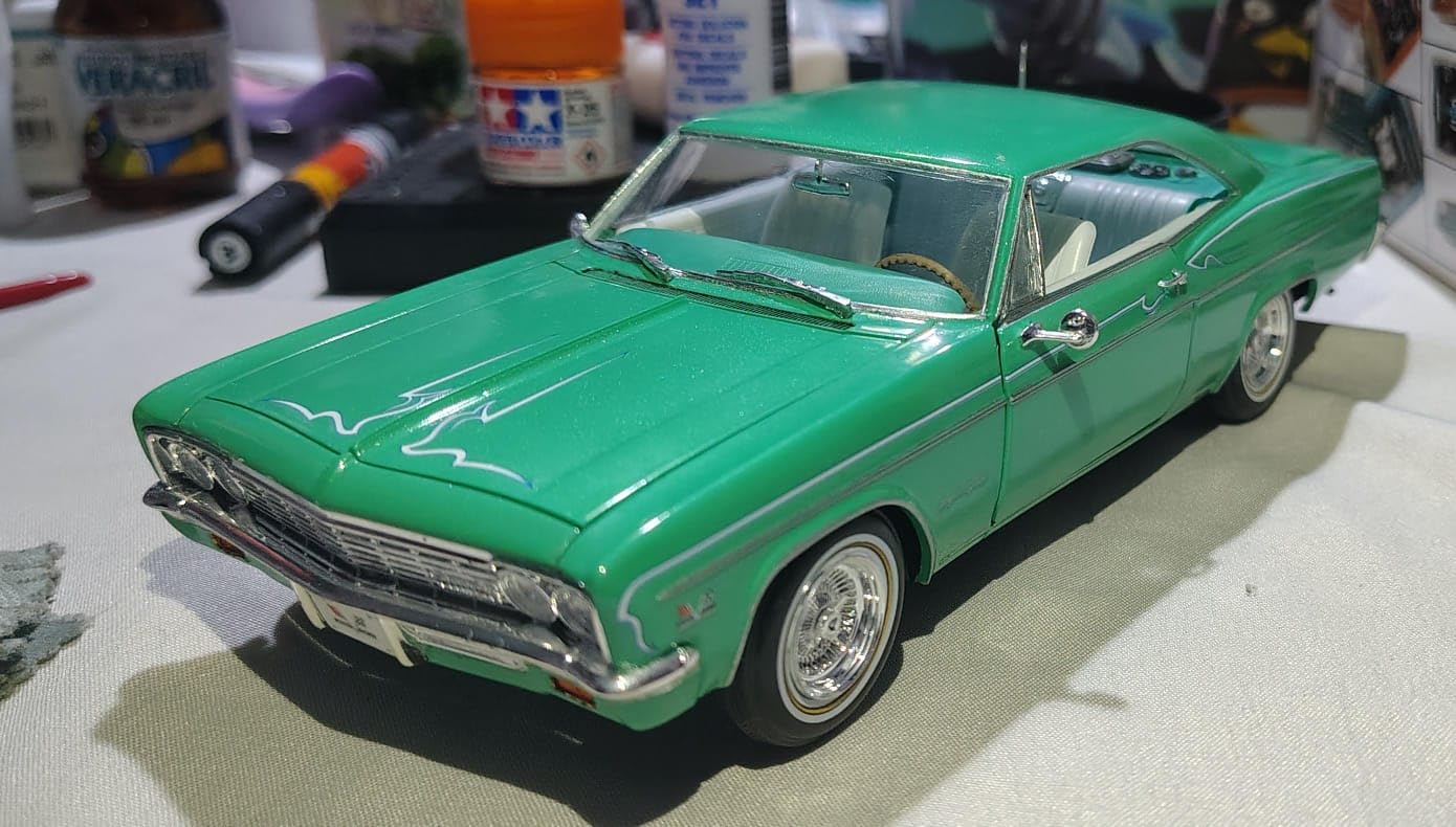 Revell '66 Chevy Impala SS 396 2N1 Model Car Kit 1:25 Scale customer photo 2