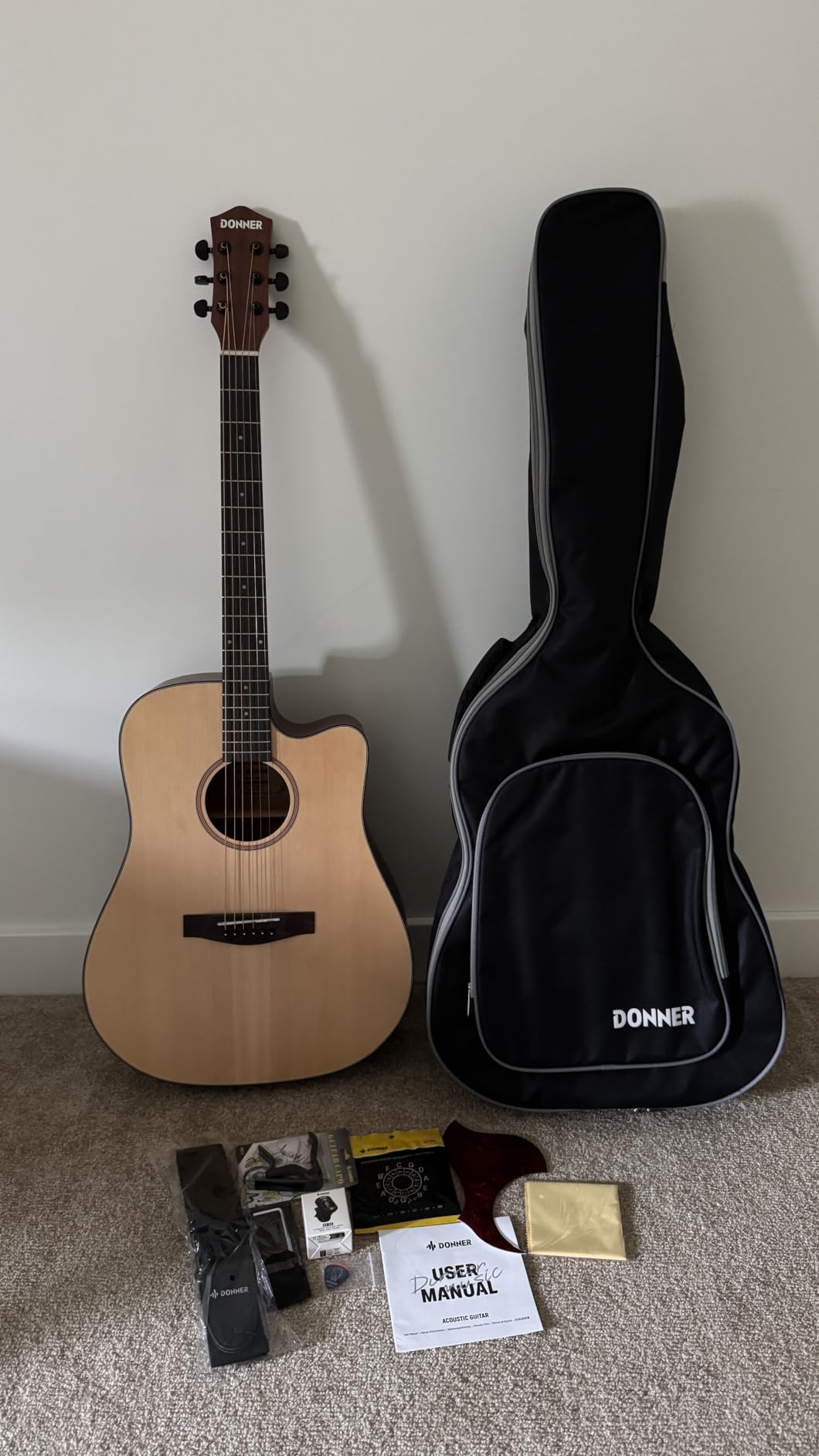 Donner Acoustic Guitar Kit for Beginners Adult Teen - Starter Kit, Full Size 41'' Cutaway Acustica Guitarra Bundle with Free Online Lesson,Gig Bag, Strap, Tuner, Capo, String, Natural, DAD-140C customer photo 1