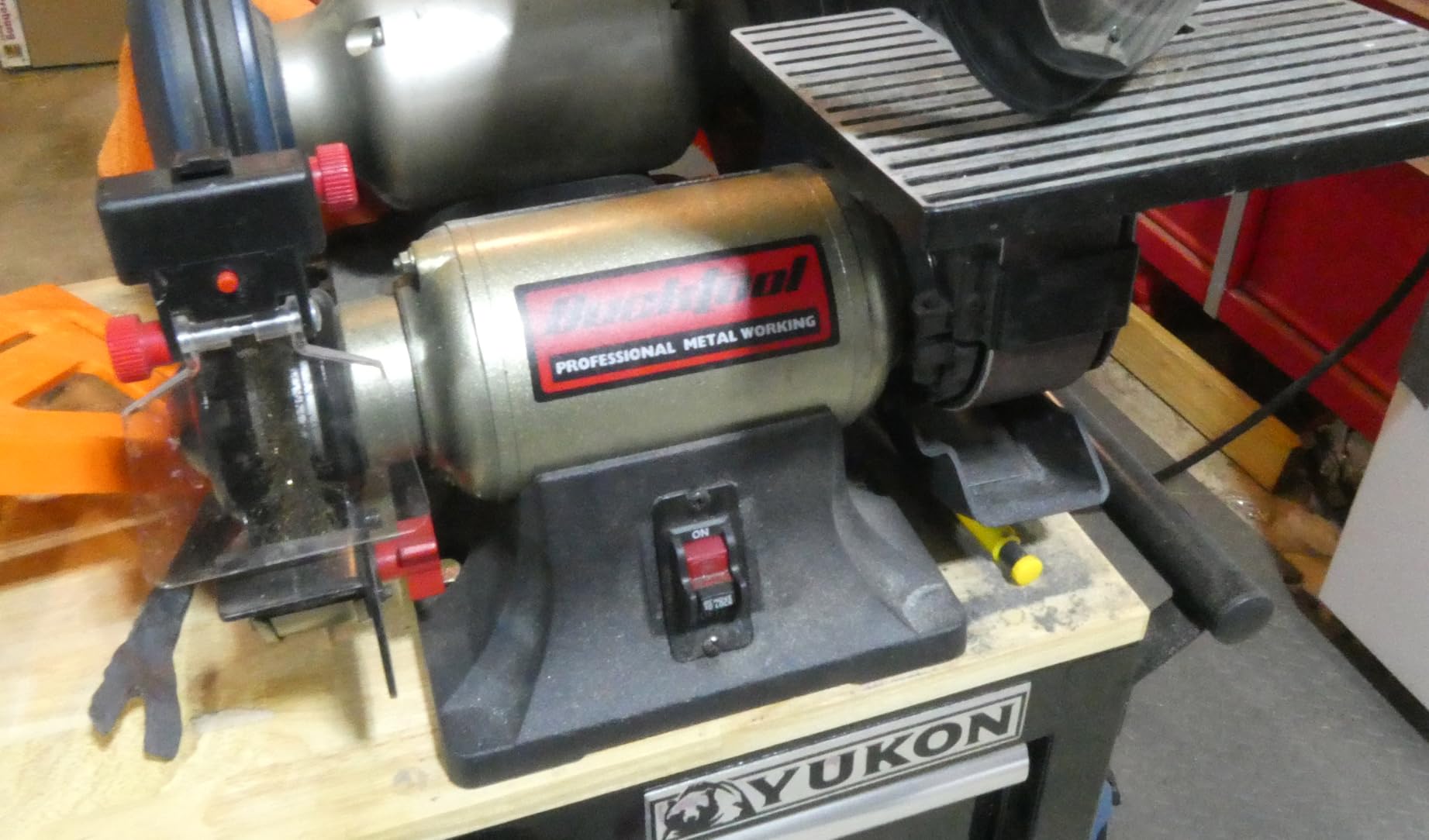 Bucktool 2 x 42 Belt Sander and 6 Inch Bench Grinder Combo, 1/2 HP 3.5 Amp Knife Sharpener for Knife Making, Metalworking, Woodworking, Benchtop Belt Grinder with Large Work Table customer photo 2