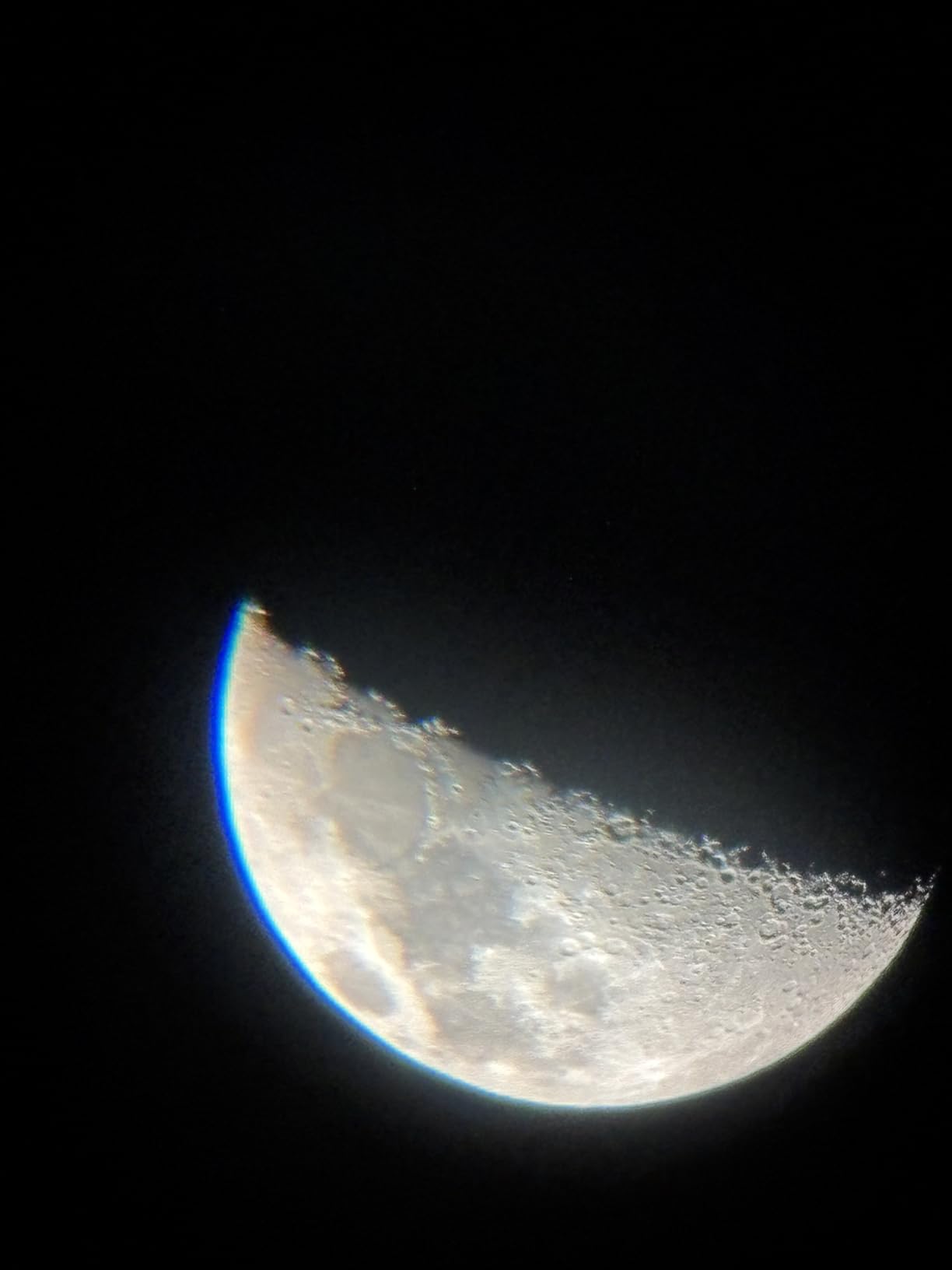 NASA Lunar Telescope for Kids - 90x Magnification, Includes Two Eyepieces, Tabletop Tripod, and Finder Scope - Kids Telescope for Astronomy Beginners, Space Toys, NASA Gifts (Amazon Exclusive) customer photo 2