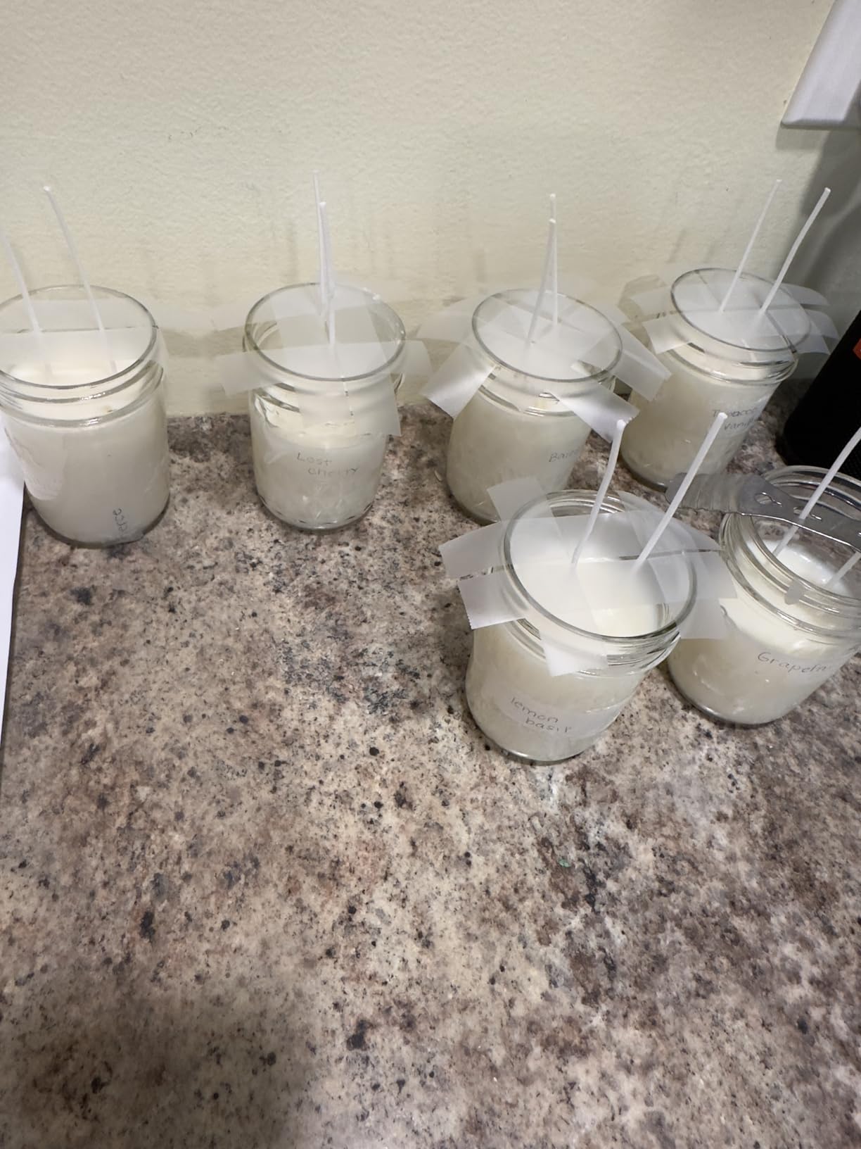 Etienne Alair Organic Soy Candle Wax for Candle Making, 10 lbs Natural Candles Making Supplies, Beeswax-Free, Paraffin-Free, Pure Soy Wax Flakes Perfect for Candles, Tealights and Melts customer photo 2