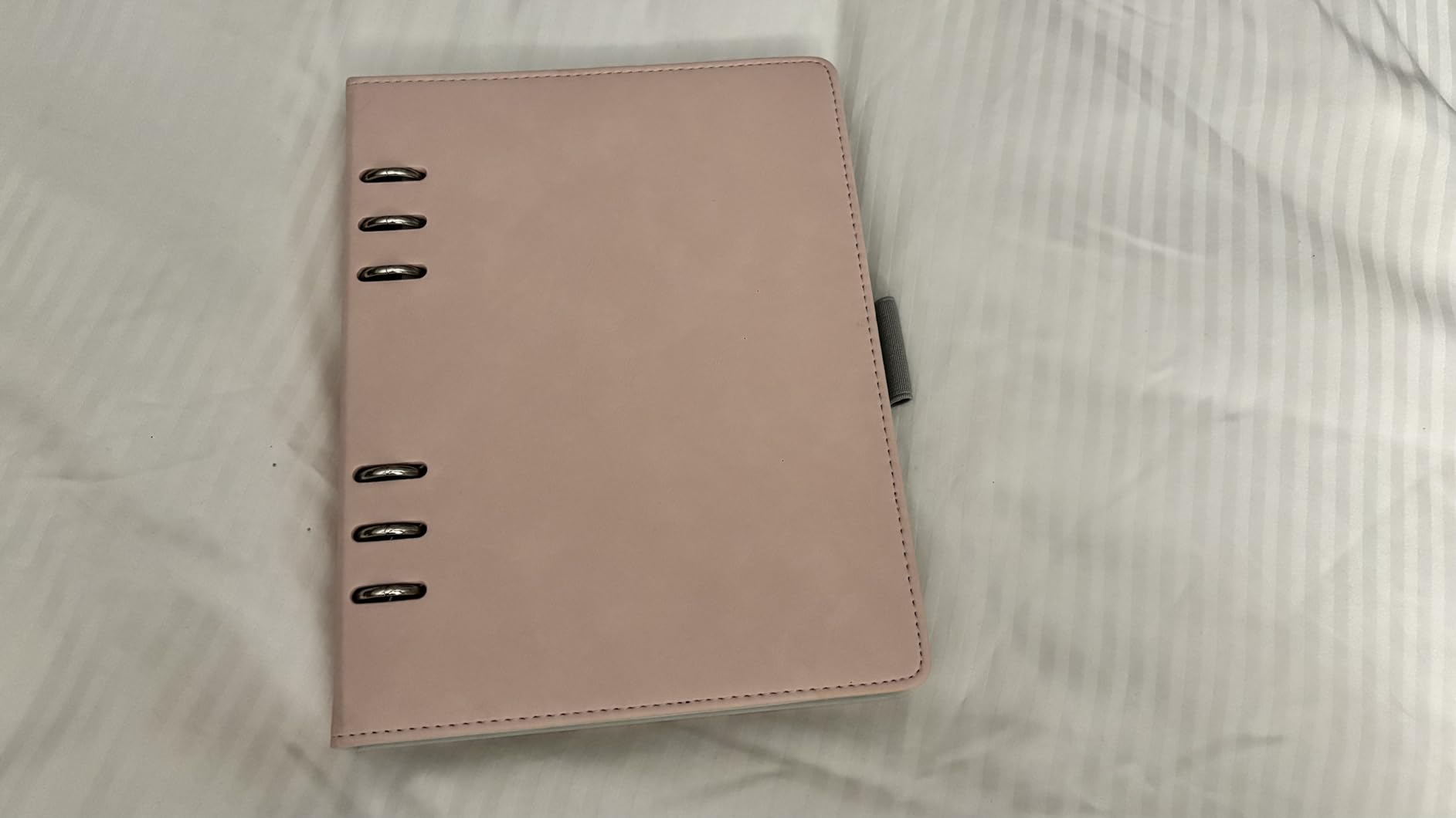 Oxford 6-Ring Professional Notebook, 7 x 9 Inch, Refillable Notebook, Writing Journal, Ivory Paper, 100 Sheets, Blush Pink Faux Leather Cover (90005) customer photo 1
