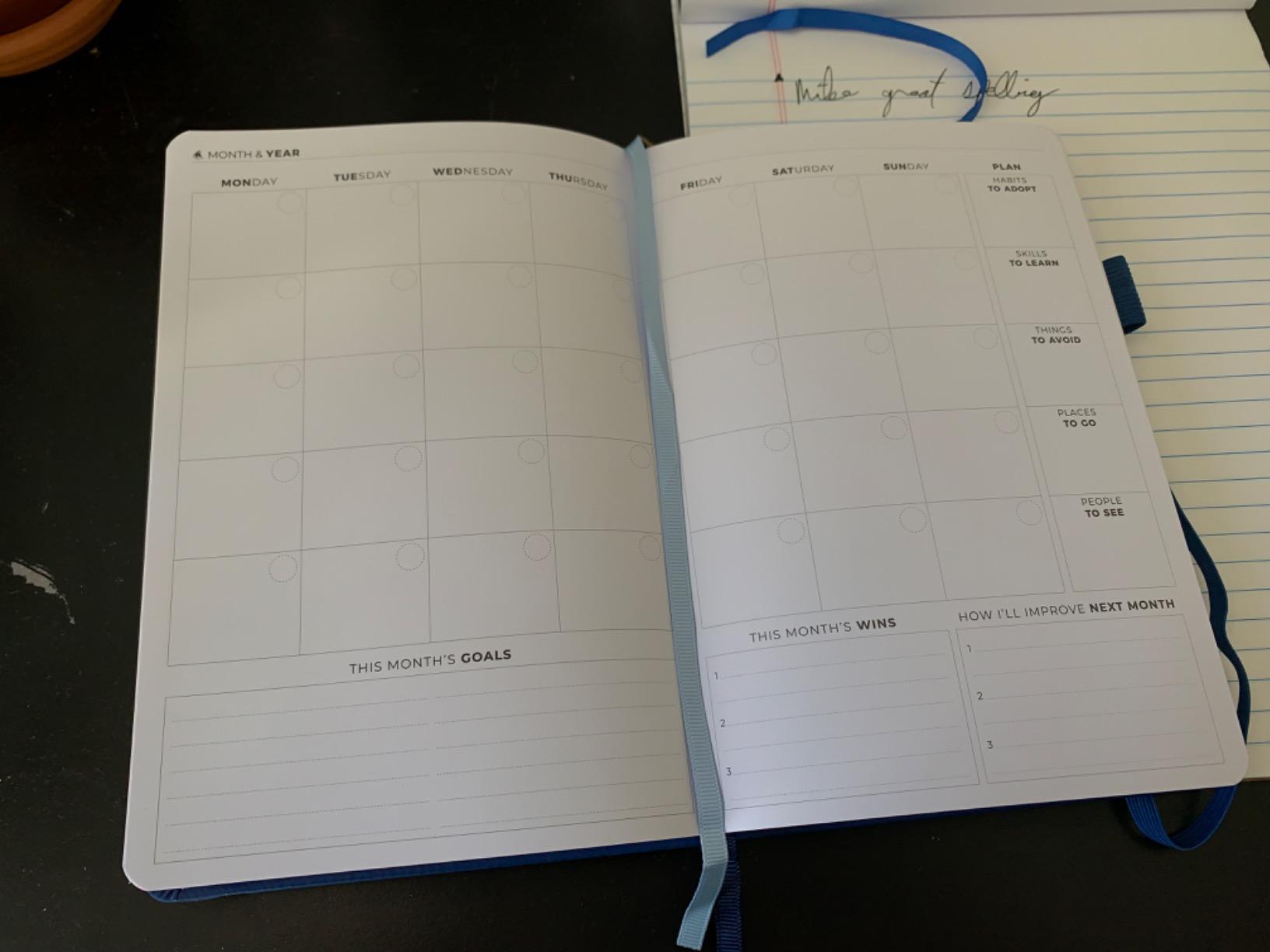 Clever Fox Planner Premium Edition - Undated Luxurious Weekly & Monthly Planner to Increase Productivity and Hit Your Goals - Organizer - Start Anytime, A5, Lasts 1 Year, Forest Green (Weekly) customer photo 1