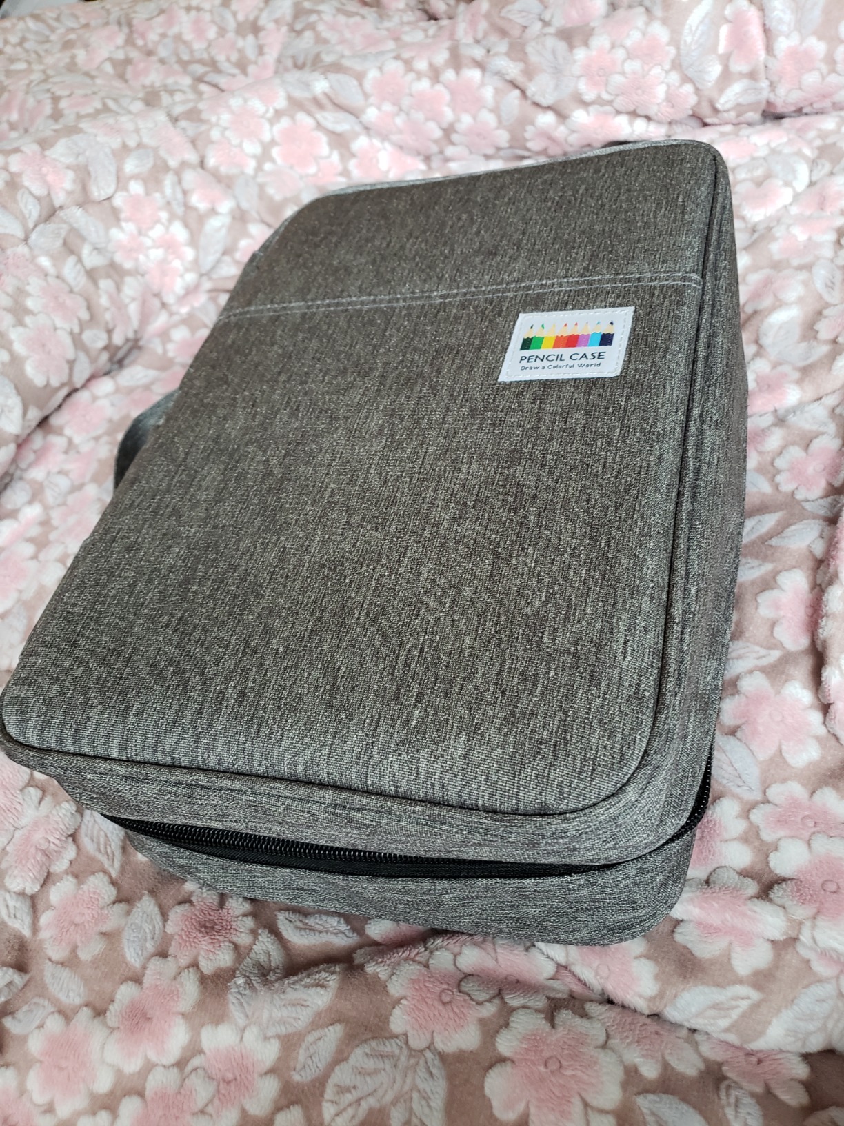 YOUSHARES Big Capacity Colored Pencil Case - 300 Slots large Pen Case Organizer with Multilayer Holder for Prismacolor Colored Pencils & Gel Pen (Grey) customer photo 2