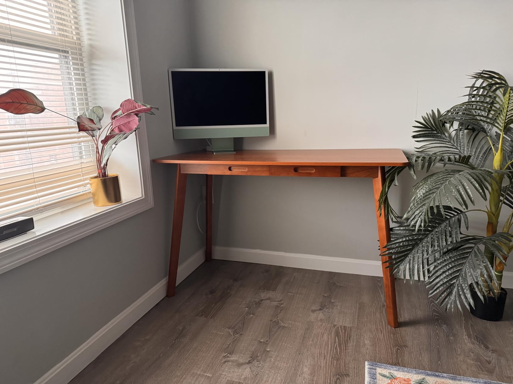 IOTXY Solid Wood Writing Desk - Home Office Workbench Desk with Drawer, Laptop Computer Work Study Table customer photo 1