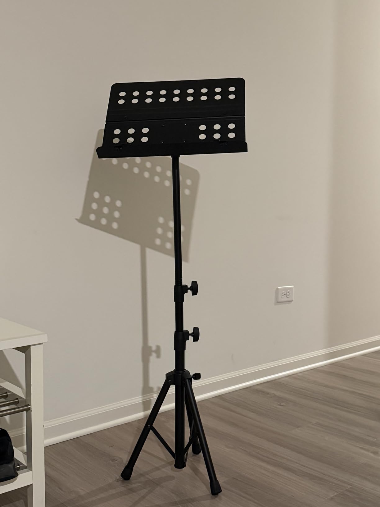 Vekkia Sheet Music Stand-Metal Professional Portable Perforated Music Stand with Carrying Bag, Folding Adjustable Music Holder, Super Sturdy suitable for Instrumental Performance & Band & Travel customer photo 2
