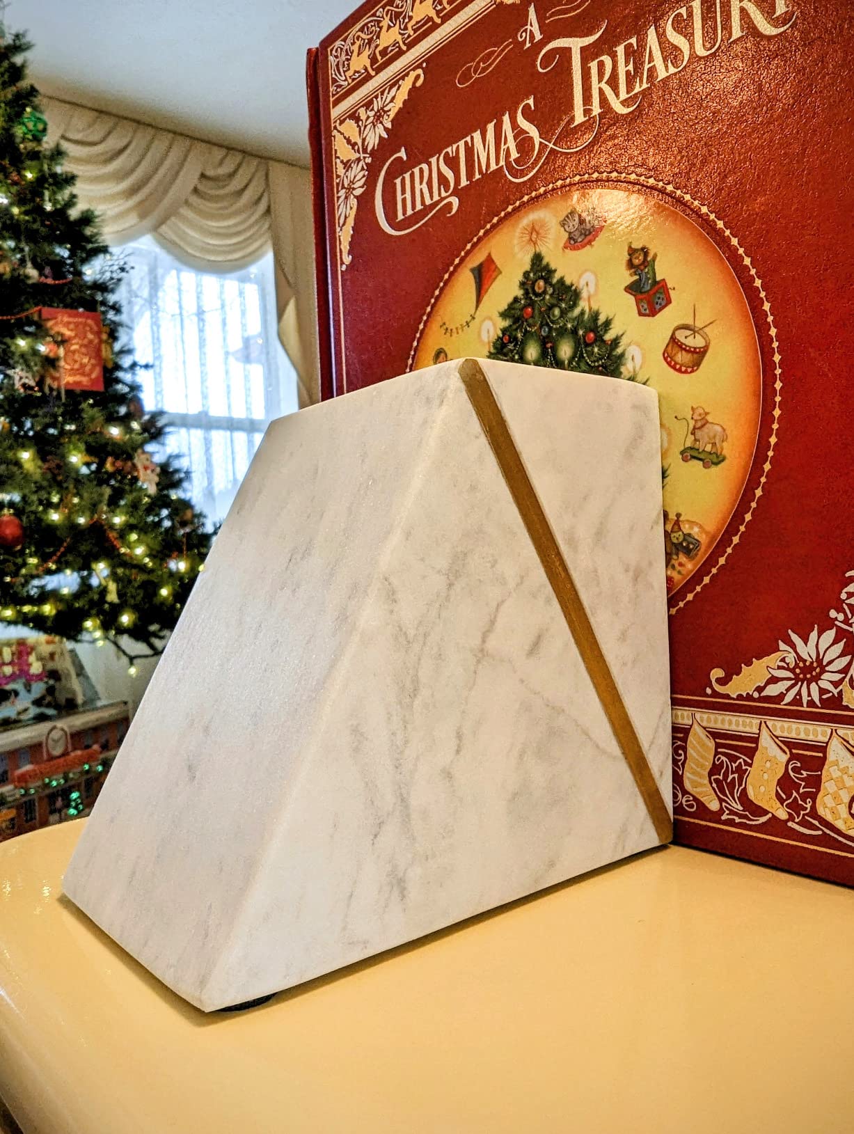 Cork & Mill Marble Book Ends for Shelves, Decorative Bookends for Heavy Books, Unique Mid Century Modern White and Gold Bookends with Brass Inlay, Heavy Duty Bookshelf Stopper, Set of 2 customer photo 2
