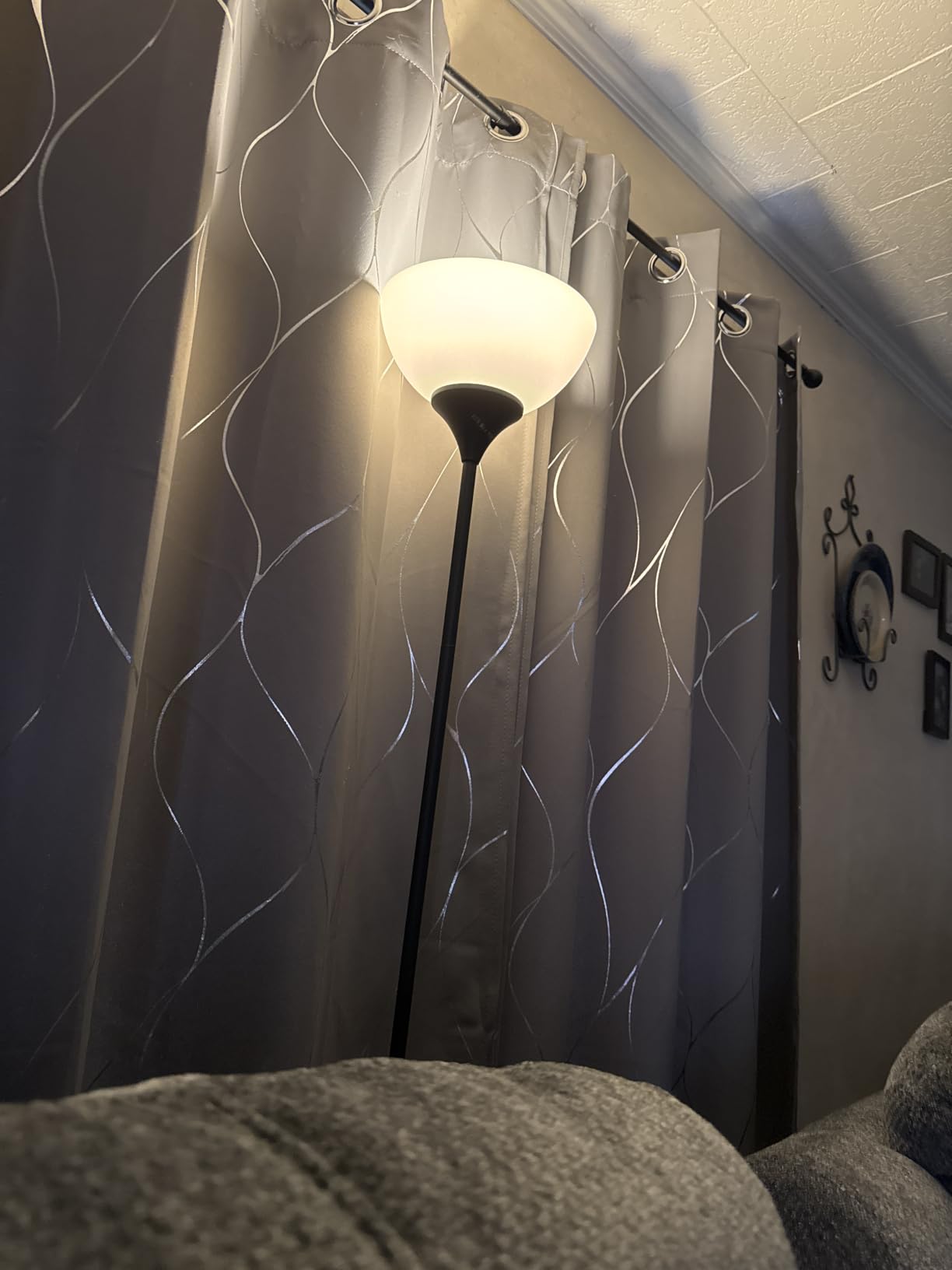 PESRAE Floor Lamp, Remote Control with Stepless Color Temperatures and Brightness, Torchiere Lamp for Bedroom, Living Room, Bulb Included (Matte Black) customer photo 1
