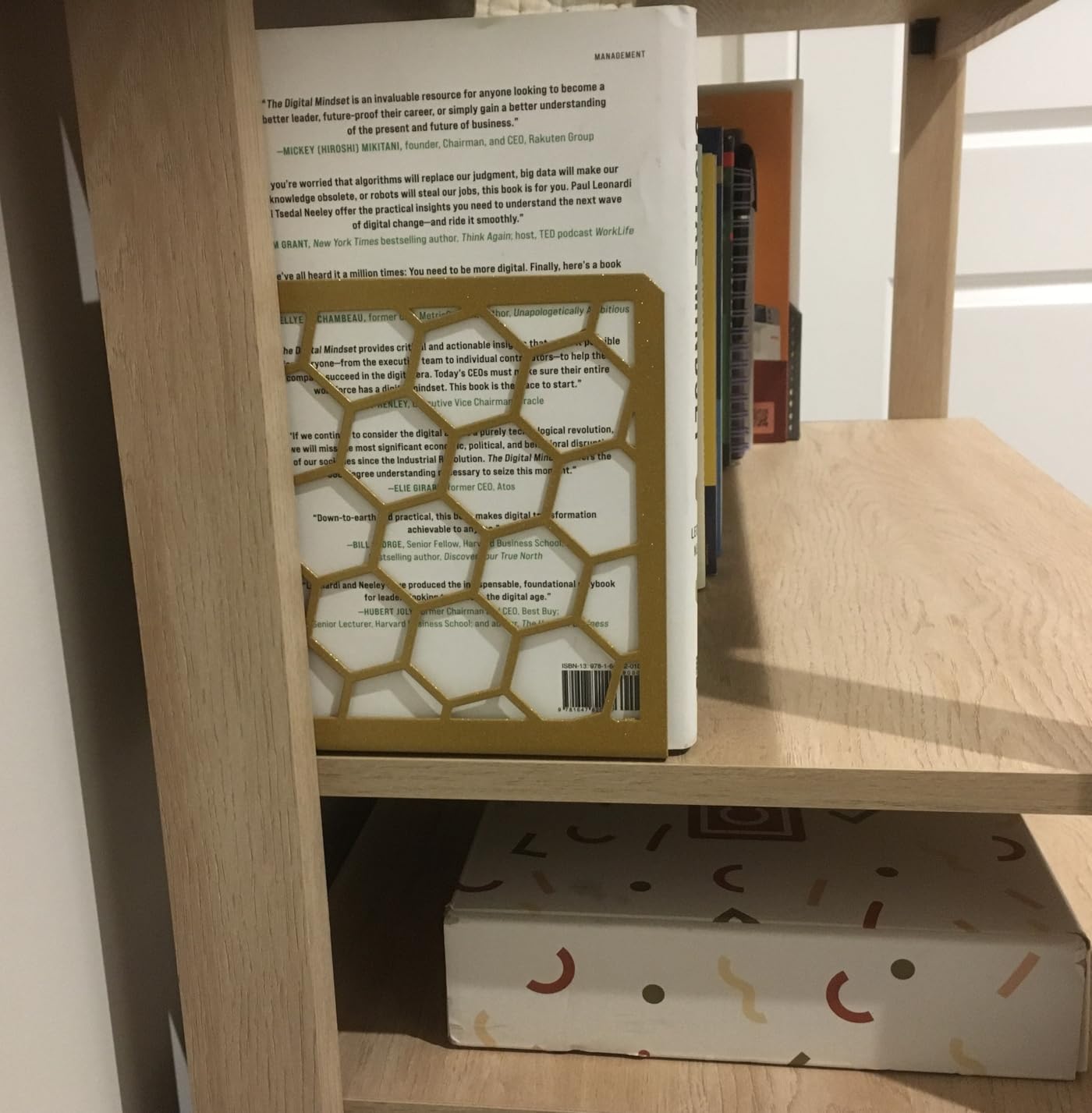 Gold Geometric Honeycomb Metal Bookends - Book Ends for Shelves - Decorative Modern Heavy Duty Bookend Stopper - Book Ends for Heavy Books - Home Office Book Holder - 1 Pair, 6x3.25x6.25 in customer photo 1