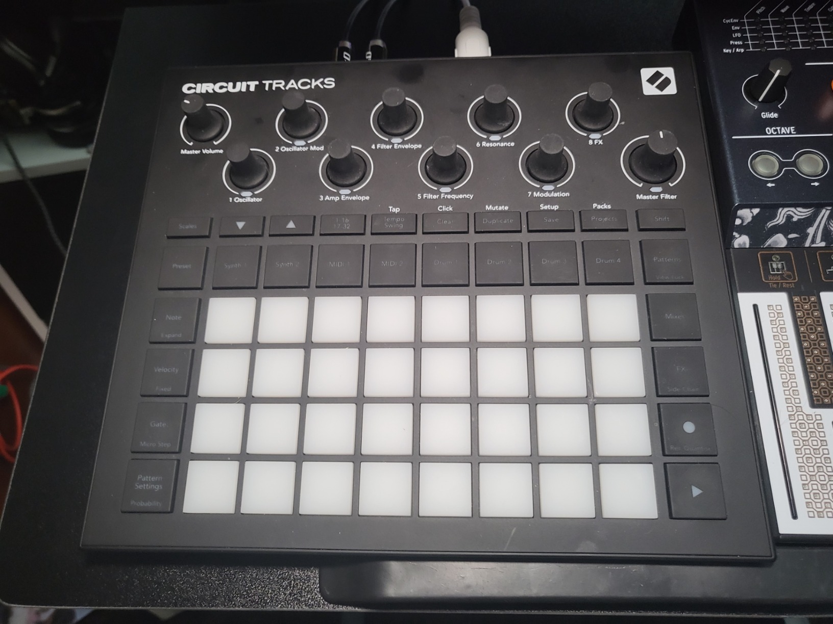 Circuit Rhythm Sampler and Groovebox | USB, Standalone Sampler & Drum Machine, 8 Tracks, Slice/Reverse/Loop/Resample, Grid FX, Reverb, Delay, Sidechain, 4hr Battery customer photo 1