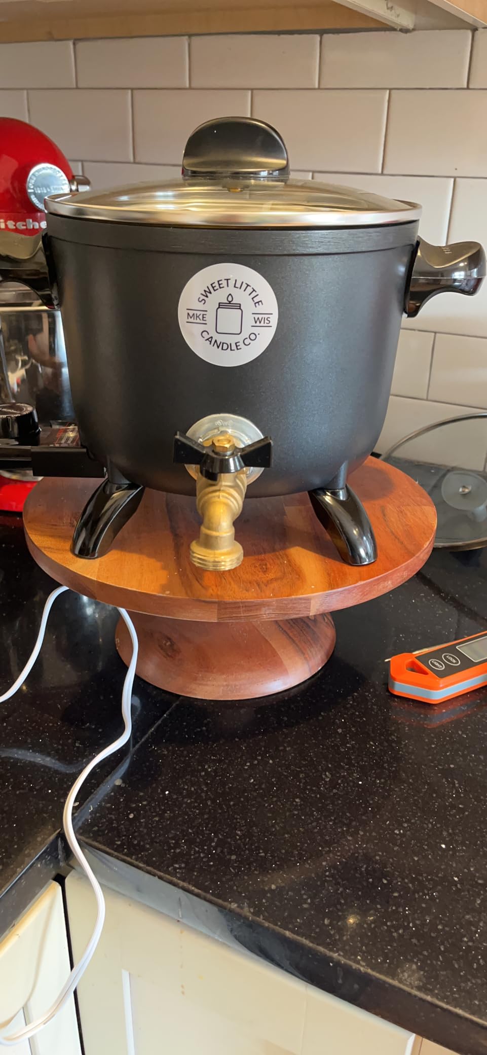 USA MADE, Wax Melter for Candle Making, Easy Turn Handle, Holds 10lbs of Melted Wax customer photo 1