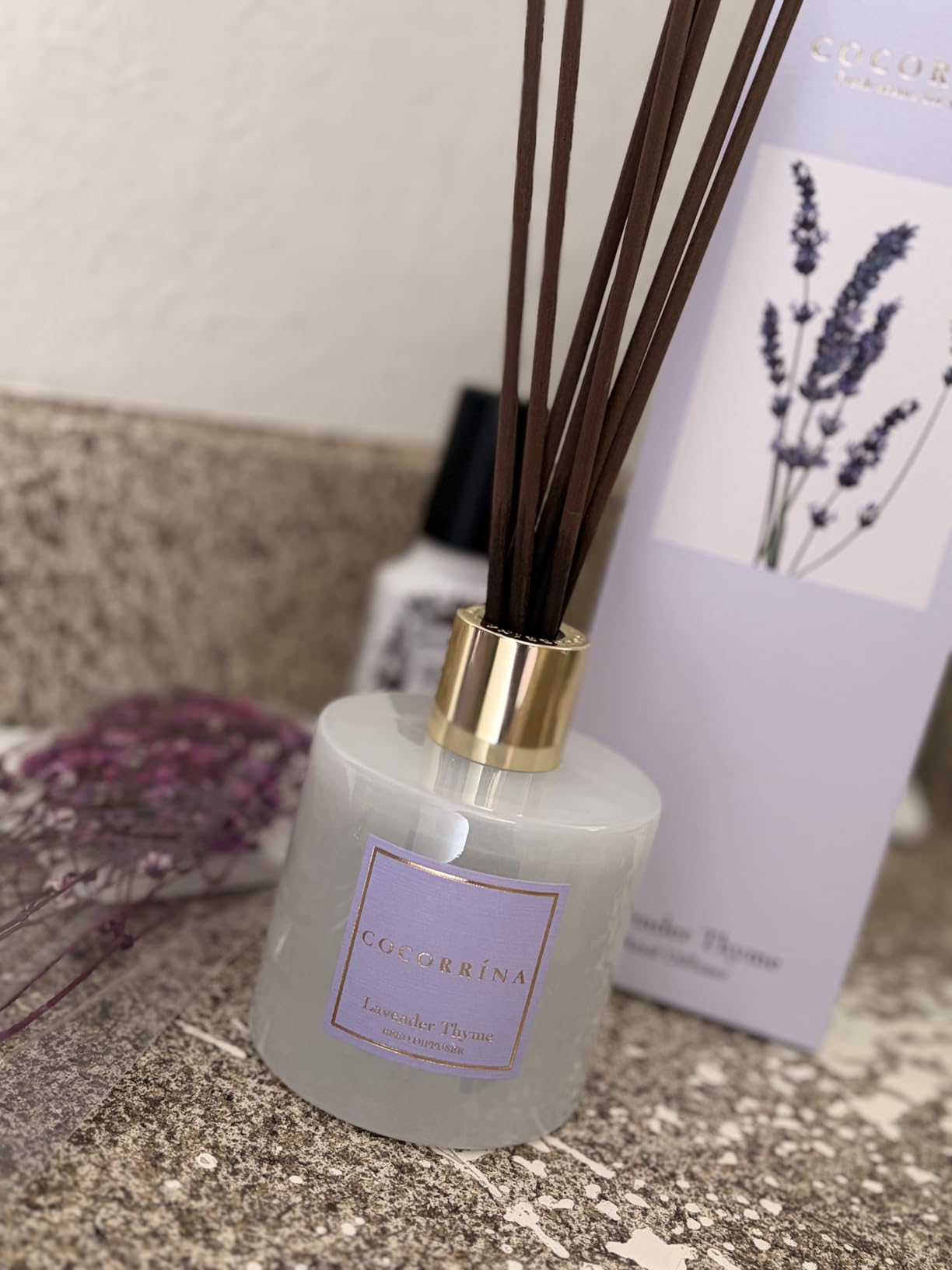 Cocorrína Premium Reed Diffuser Set with Preserved Baby's Breath & Cotton Stick Lavender Thyme | 6.76 Fl.oz Scent Diffuser for Bedroom Bathroom Home Décor customer photo 2