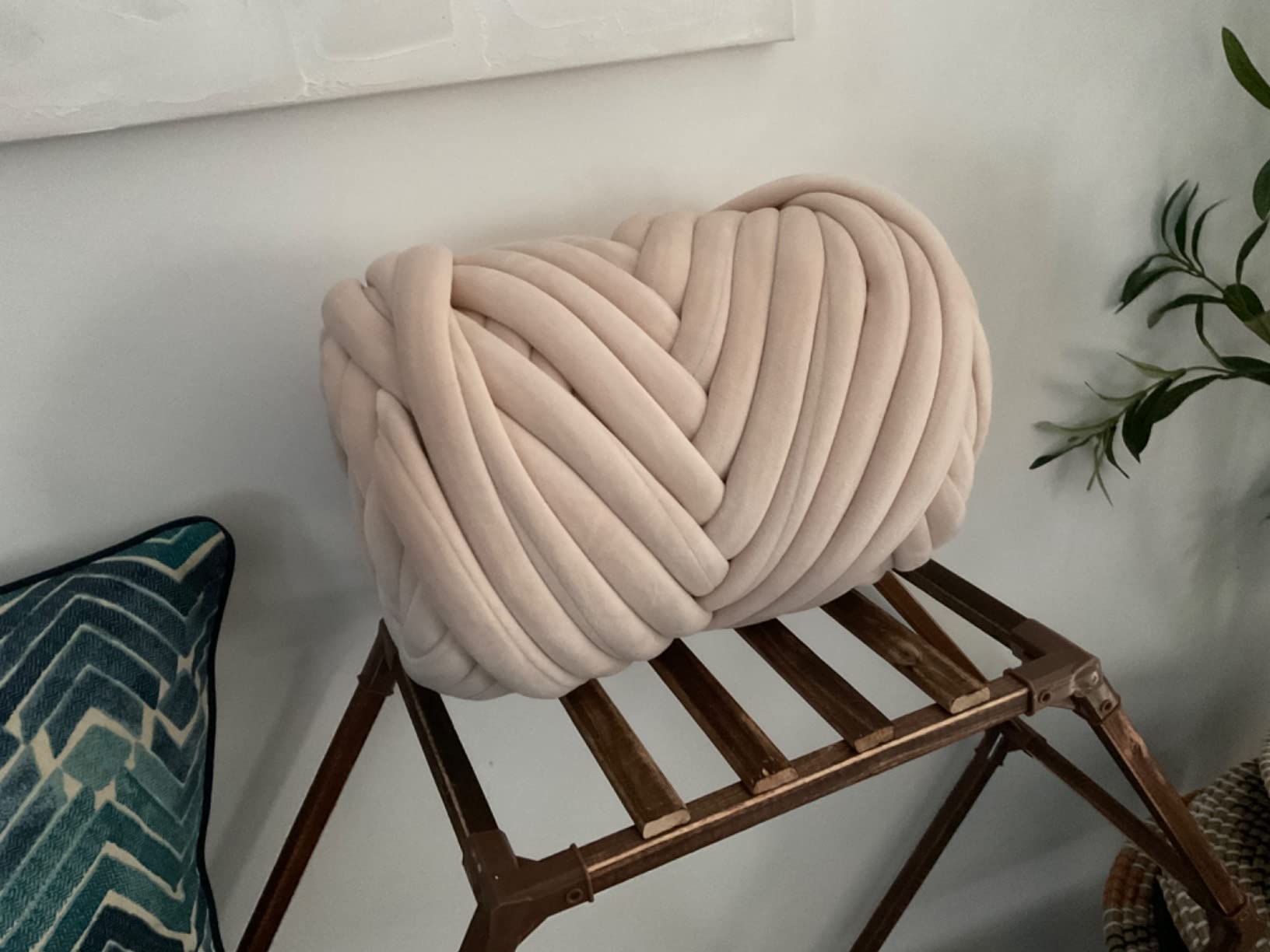 Casaphoria Chunky Yarn for Hand & Arm Knitting, Super Soft Giant Yarn Blanket for Pets & Pillows (Beige, 3Lbs) customer photo 2