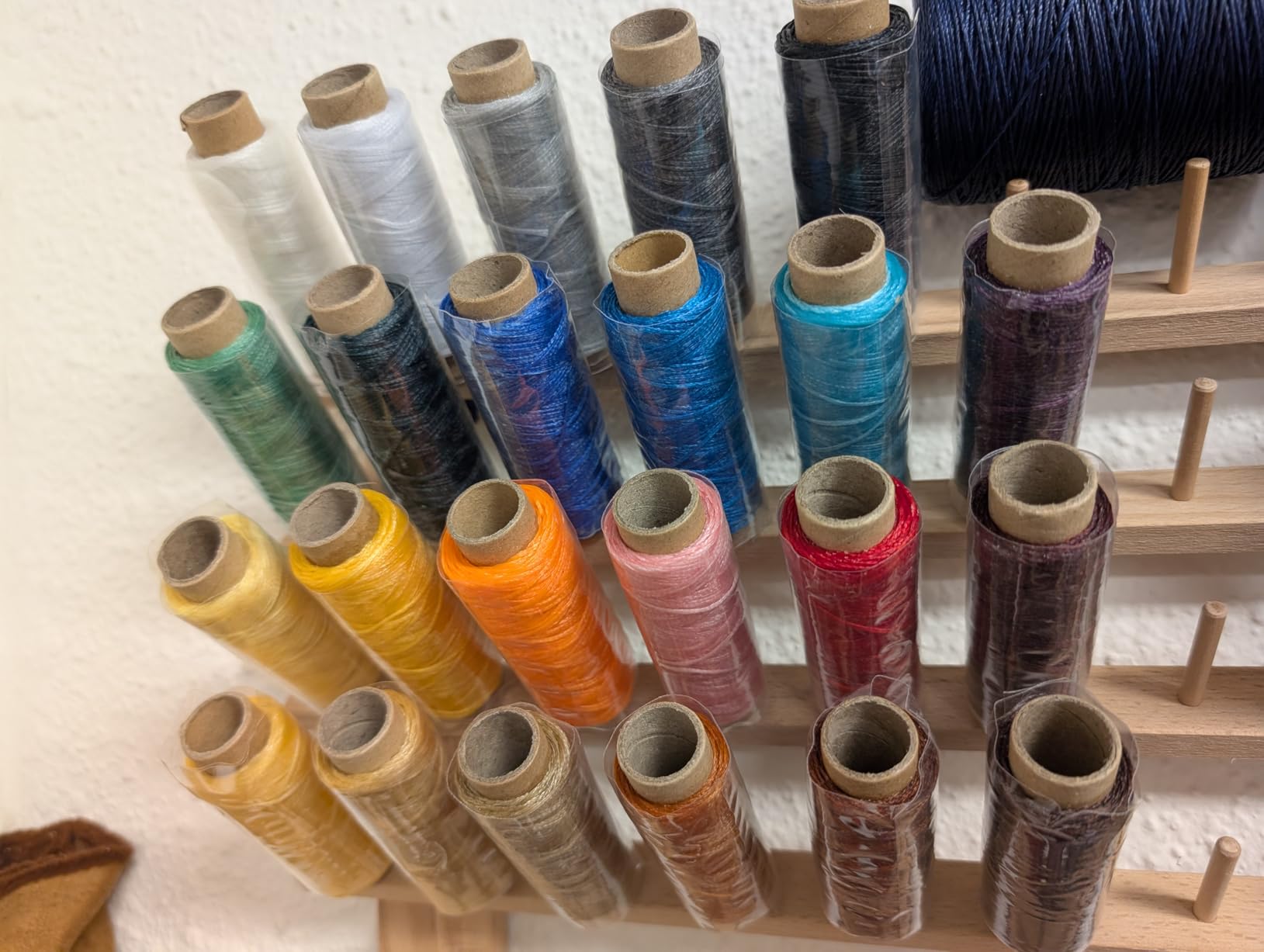 BUTUZE 330 Yards Leather Sewing Waxed Thread - 55Yards Per Spool | for Leather Craft DIY, Bookbinding, Shoe Repairing, Leather Sewing customer photo 2