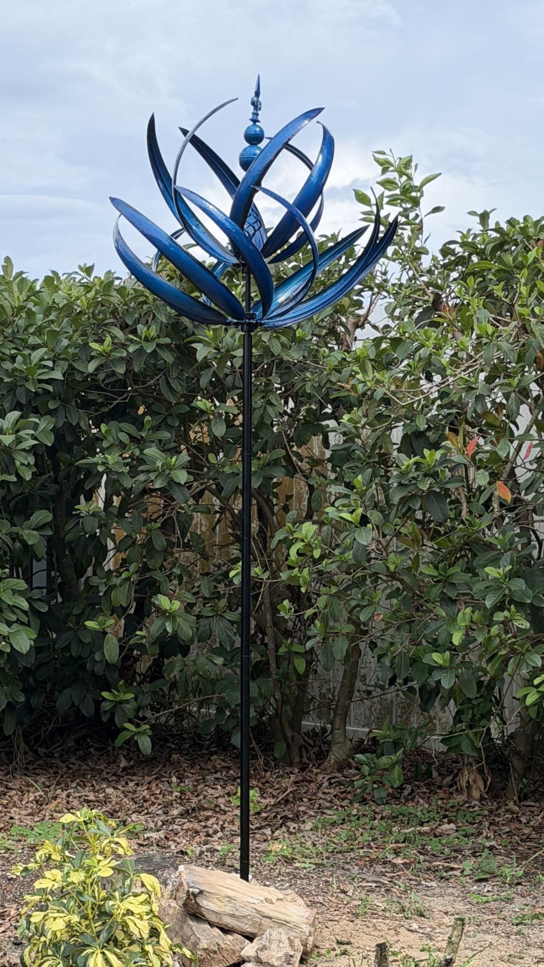 Yard Garden Wind Spinners with Stake - Large Outdoor Metal Wind Spinners, Lawn Yard Art Garden Decor (24