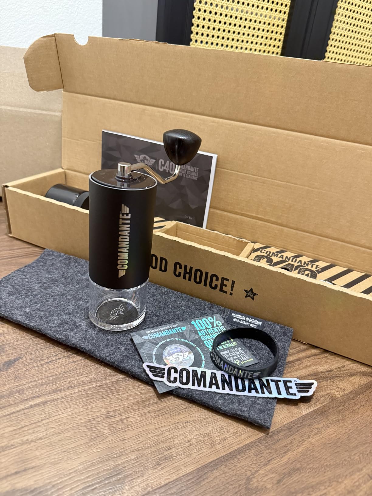 Comandante C40 MK4 Nitro Blade Liquid Amber/Stainless Steel Coffee Grinder, Silver/Brown customer photo 2