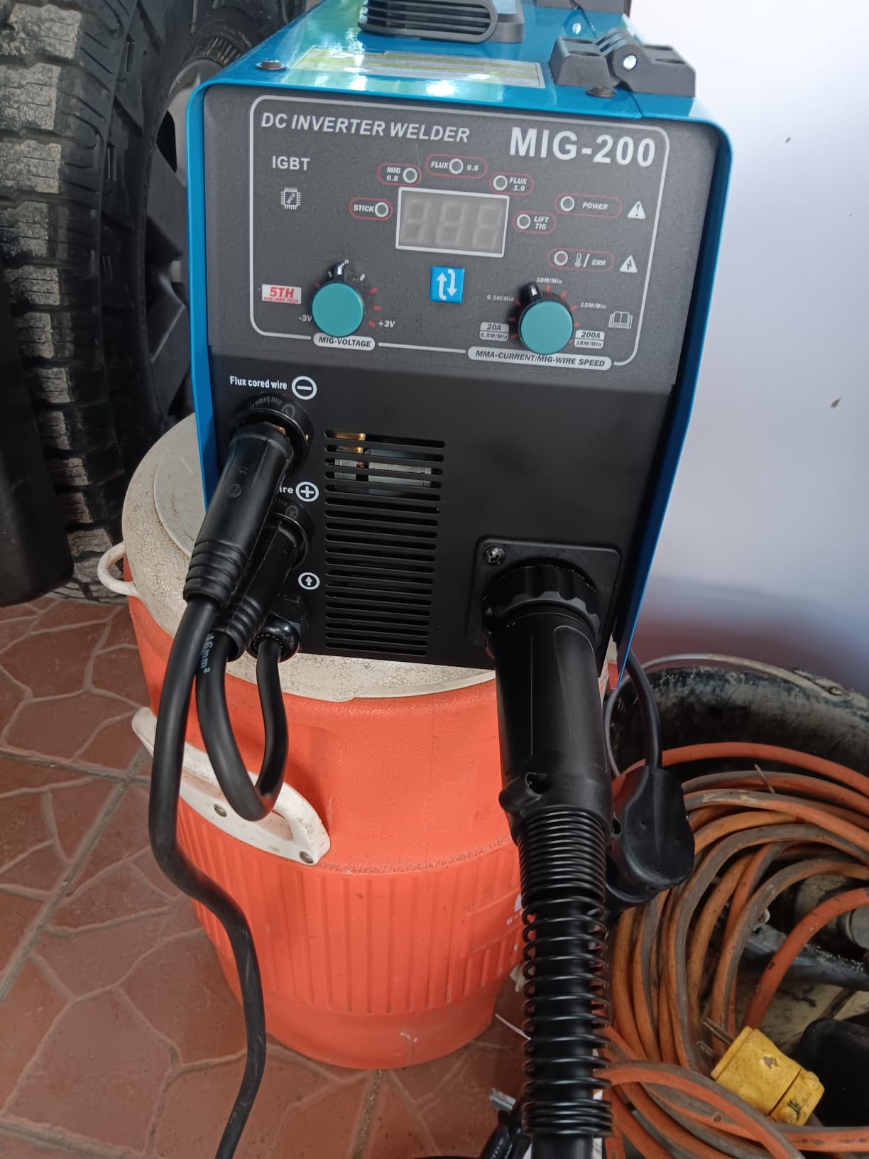 S7 200A 4-in-1 MIG Welder 110V/220V, Gas & Gasless Flux Core Welding Machine, Lift TIG/Stick/MMA Welder, Synergic Control, Large Digital Display, IGBT Inverter for DIY, Home Repair, Garage customer photo 2