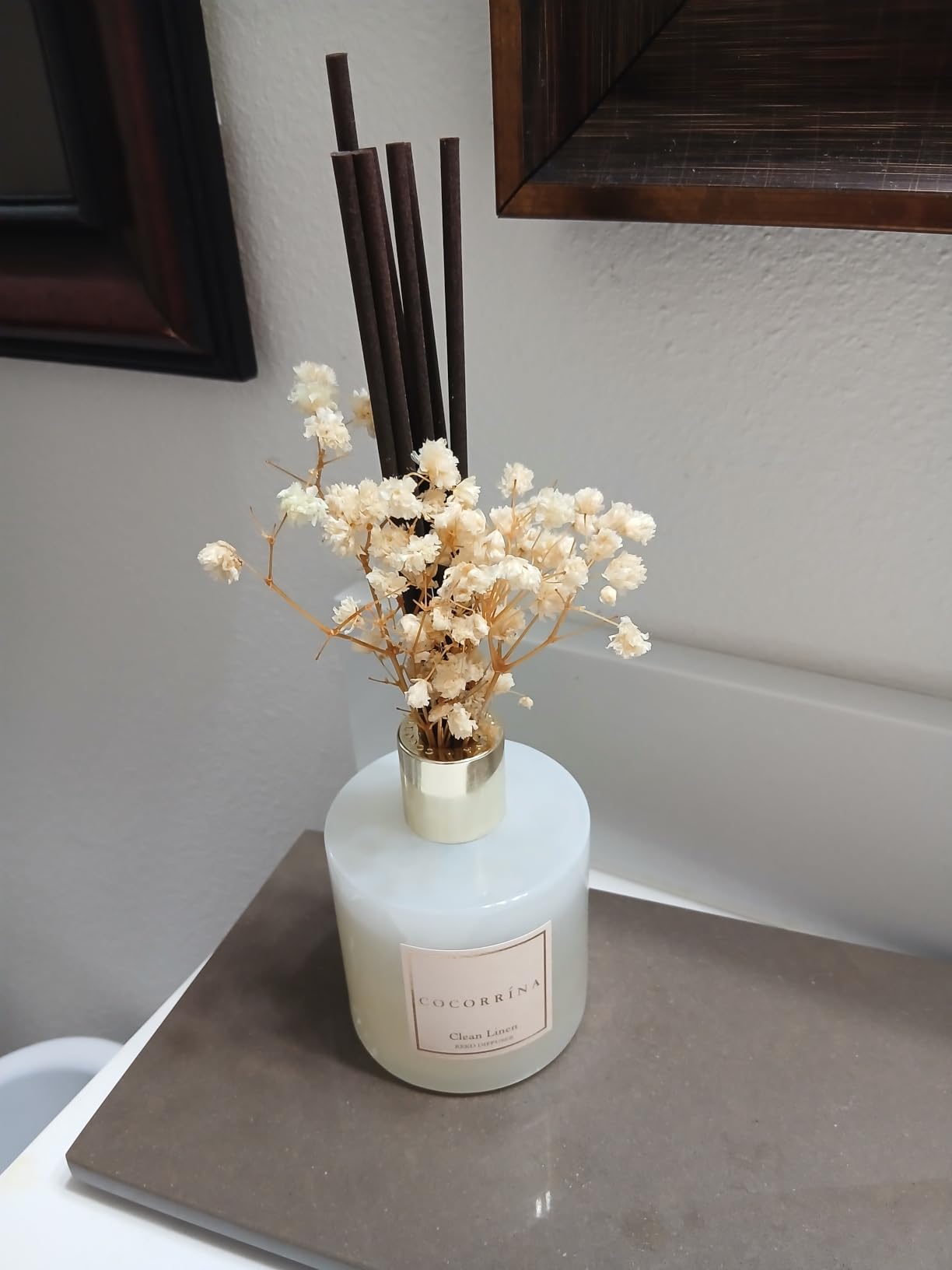 Cocorrína Reed Diffuser Set, Clean Linen 6.7 fl oz Scented Diffuser with Sticks Home Fragrance Reed Diffuser for Bathroom Shelf Decor customer photo 1