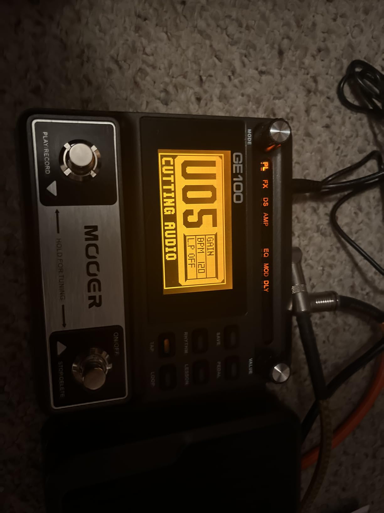 MOOER GE100 Multi-Effects Guitar Pedal 80 Presets, 66 Effects | 180 Second Loop,40 Drum Rythm, Distortion, Expression Volume Wah Pedal, Tap Tempo, Headphone Out, LED Screen, Tuner customer photo 1