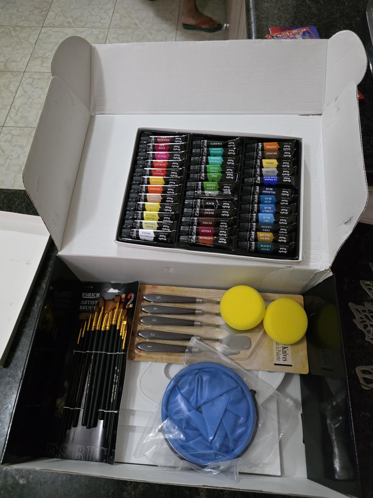 ESRICH Acrylic Paint Set, 64PCS Painting Supplies with Wooden Easel, Brushes, 36 Colors Acrylic Paint, Canvases, Palette, Paints Knives Etc, Painting Kit for Adults, Students, Hobbyists, Beginners customer photo 1