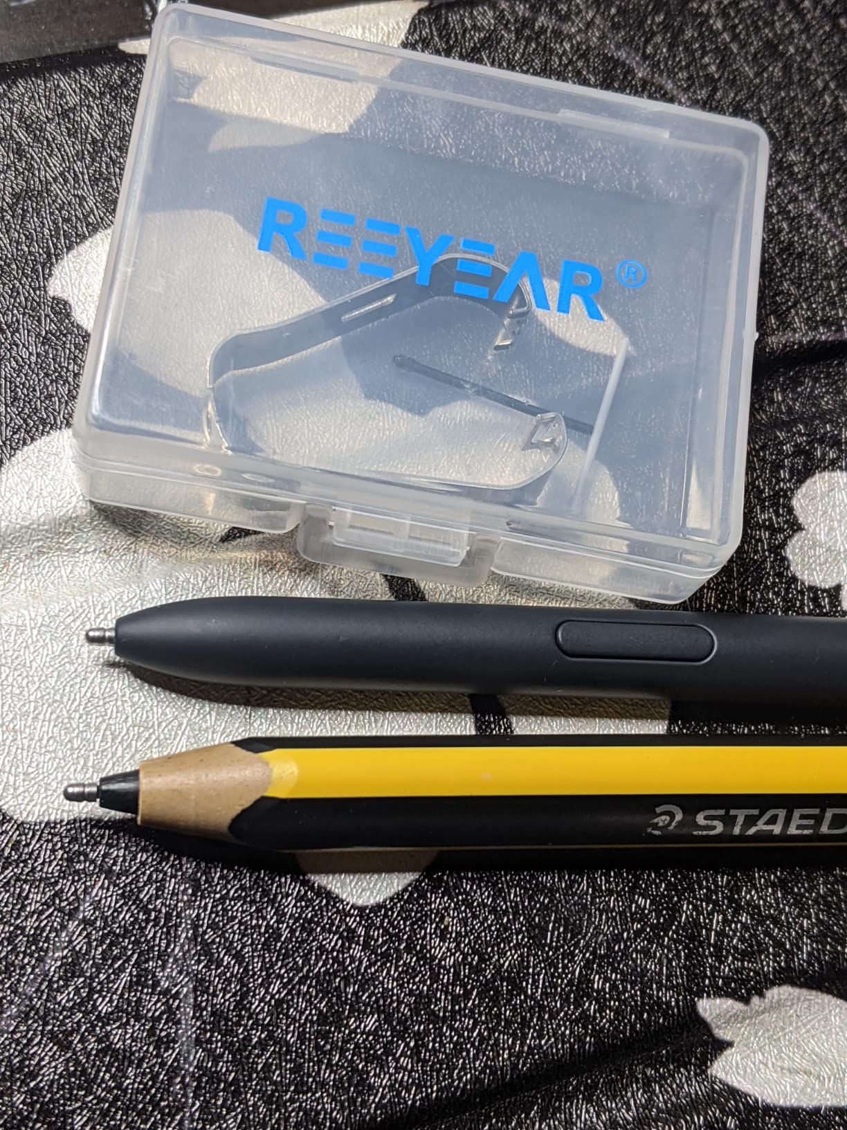 Titanium Alloy Fine Pencil Nibs for Wacom One Creative Pen (DTC133W0A), 2 Pack customer photo 2