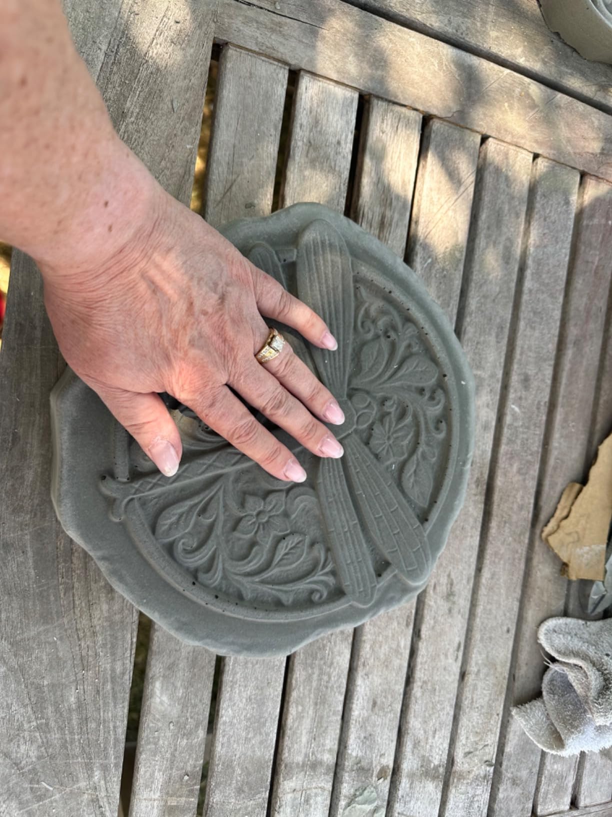 AUTUMN Made in USA Dragonfly Round Stepping Stone Mold, Concrete Cement Mold, Stepping Stones for Garden Walkway customer photo 1