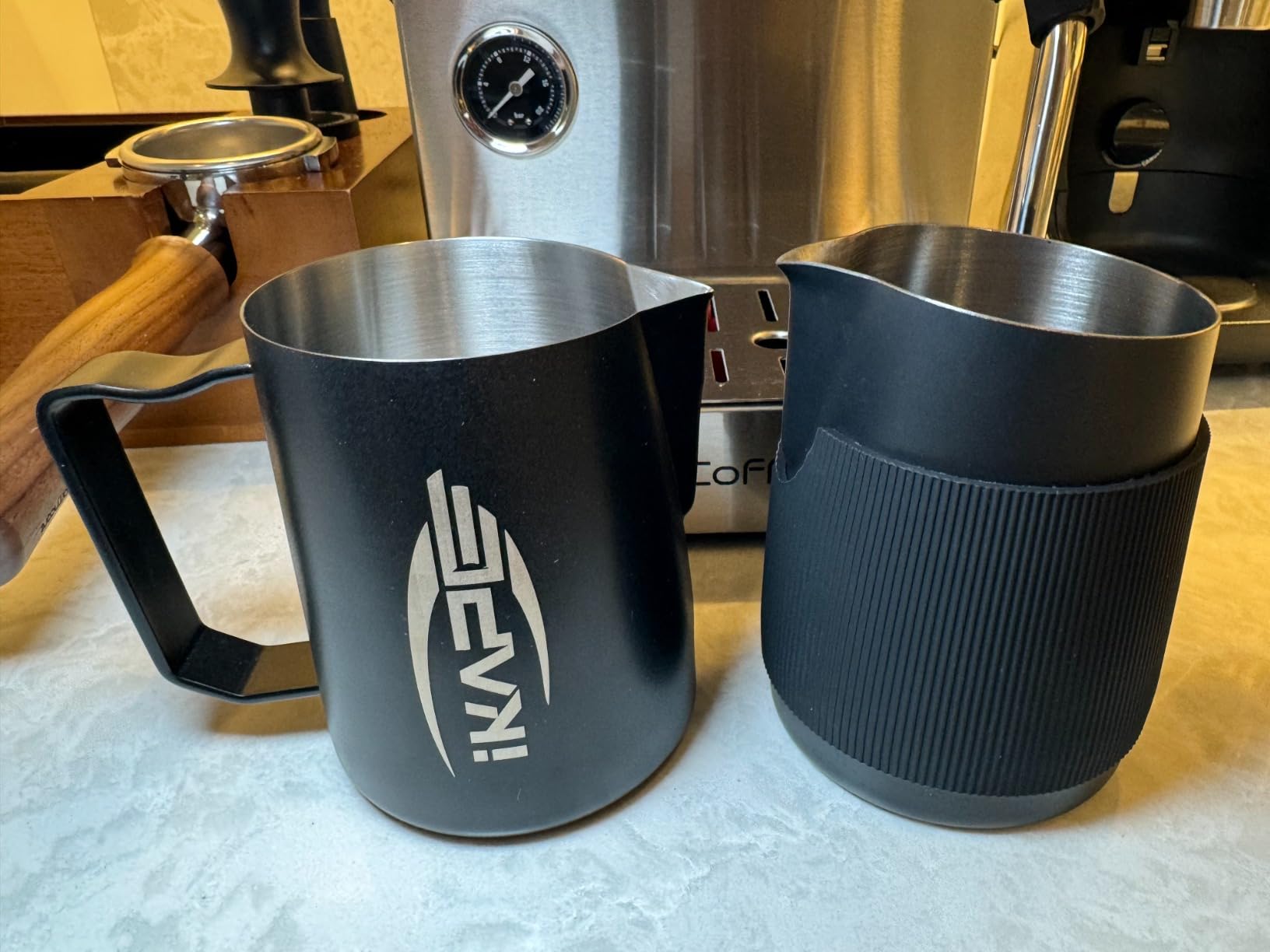 Normcore Handleless Milk Frothing Jug, Milk Pitcher 15.2 oz, Milk Frother Steamer Cup Stainless Steel Espresso Cup, Sharp Spout, Black, 450 ml customer photo 2