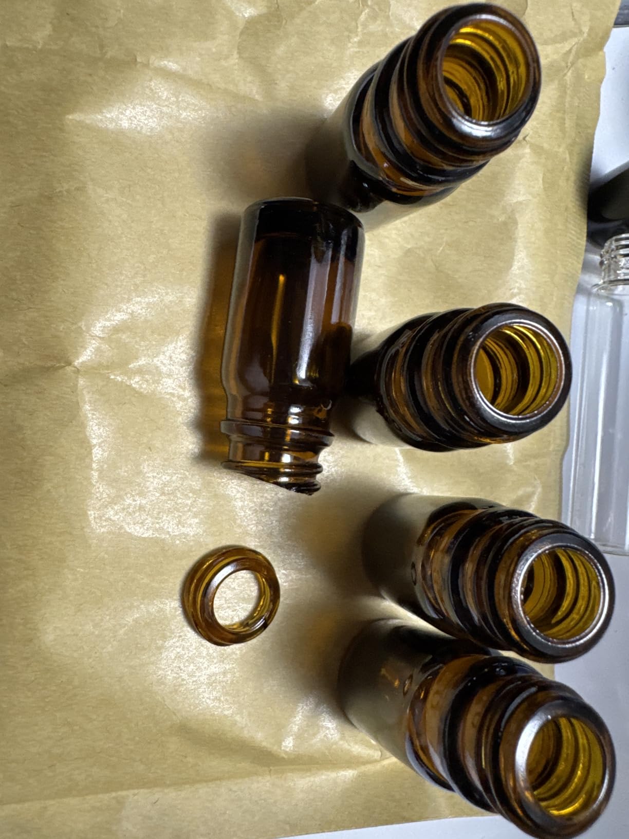 Perfume Making Kit Create Your Own Signature Perfume with 5 Premium Fragrance Oils, Perfumer's Alcohol, Reusable Glass Atomiser, and Custom Naming Stickers customer photo 1