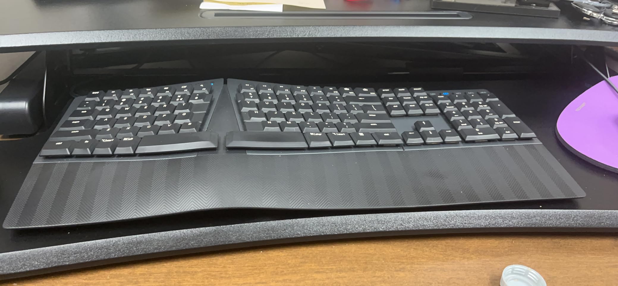 Perixx PERIBOARD-535BR Wired Ergonomic Mechanical Split Keyboard - Low-Profile Brown Tactile Switches - Programmable Feature with Macro Keys - Compatible with Windows and Mac OS X - US English, Black customer photo 2