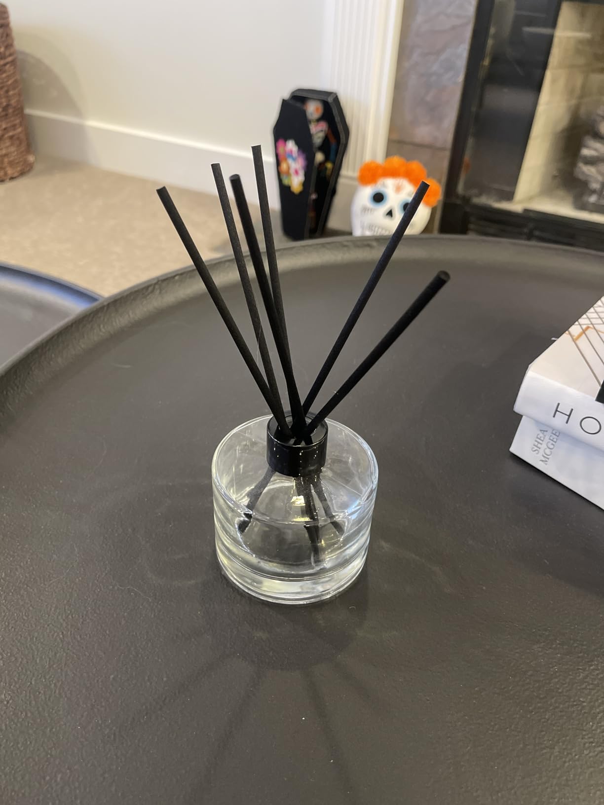 4PCS Fragrance Glass Diffuser Bottles, Refillable Diffuser Bottles with 20pcs Reeds Sticks & Black Caps & Funnel, Diffuser Jars for Home Oil Fragrance Decoration Girl Women Gift (100ML) customer photo 1