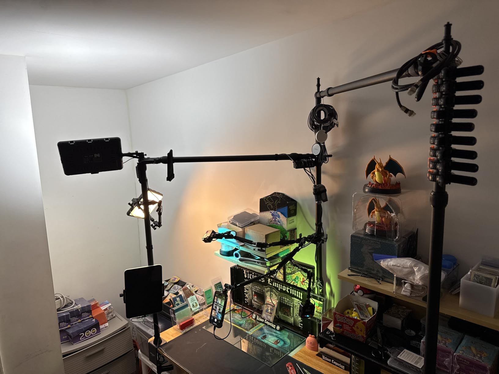 NEEWER Overhead Camera Mount Rig for Top Down Shots, Heavy Duty Steel Tabletop Mount Stand Multi Device Platform for Flat Lay Photography Lighting Cooking Drawing Crafts, For Desks≥3.3'/1m Long, ST100 customer photo 1