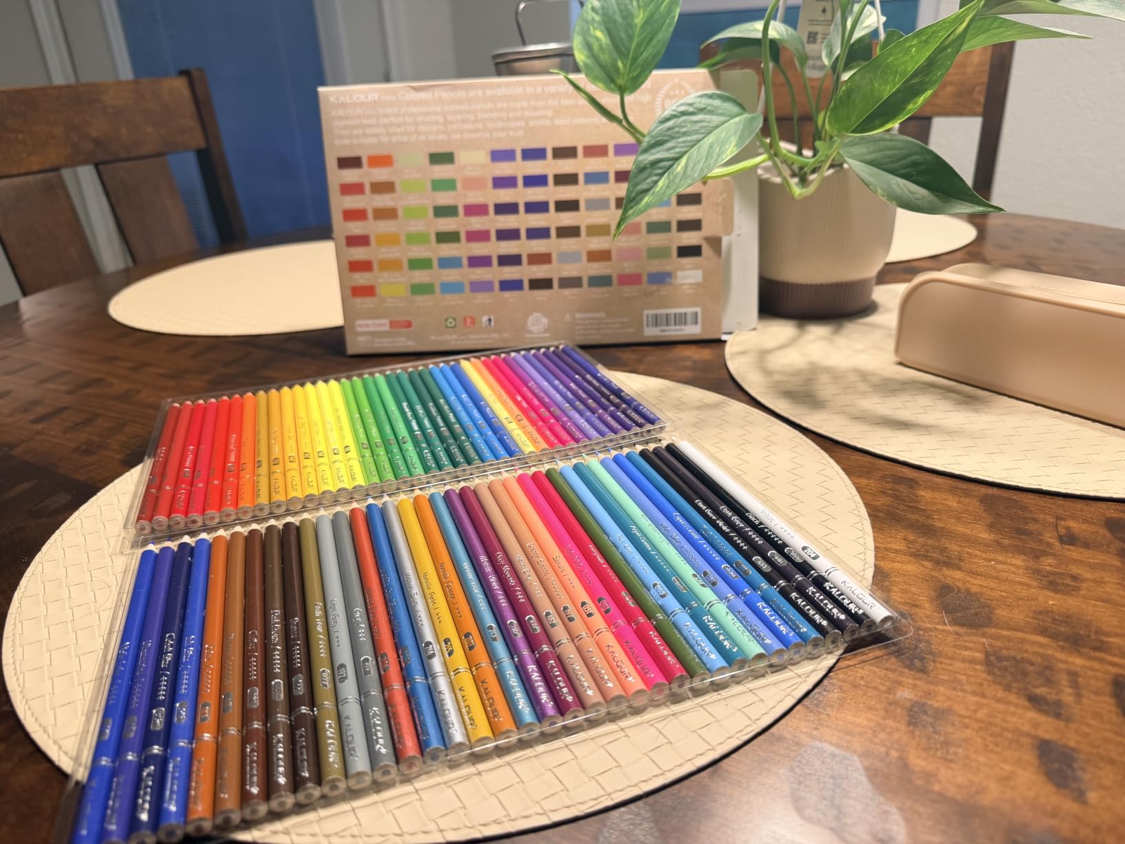 KALOUR Premium Colored Pencils, Set of 50 Colors,Artists Soft Core with Vibrant Color,Ideal for Layering Blending Shading,Color Pencils for Adults Beginners Coloring Book customer photo 1
