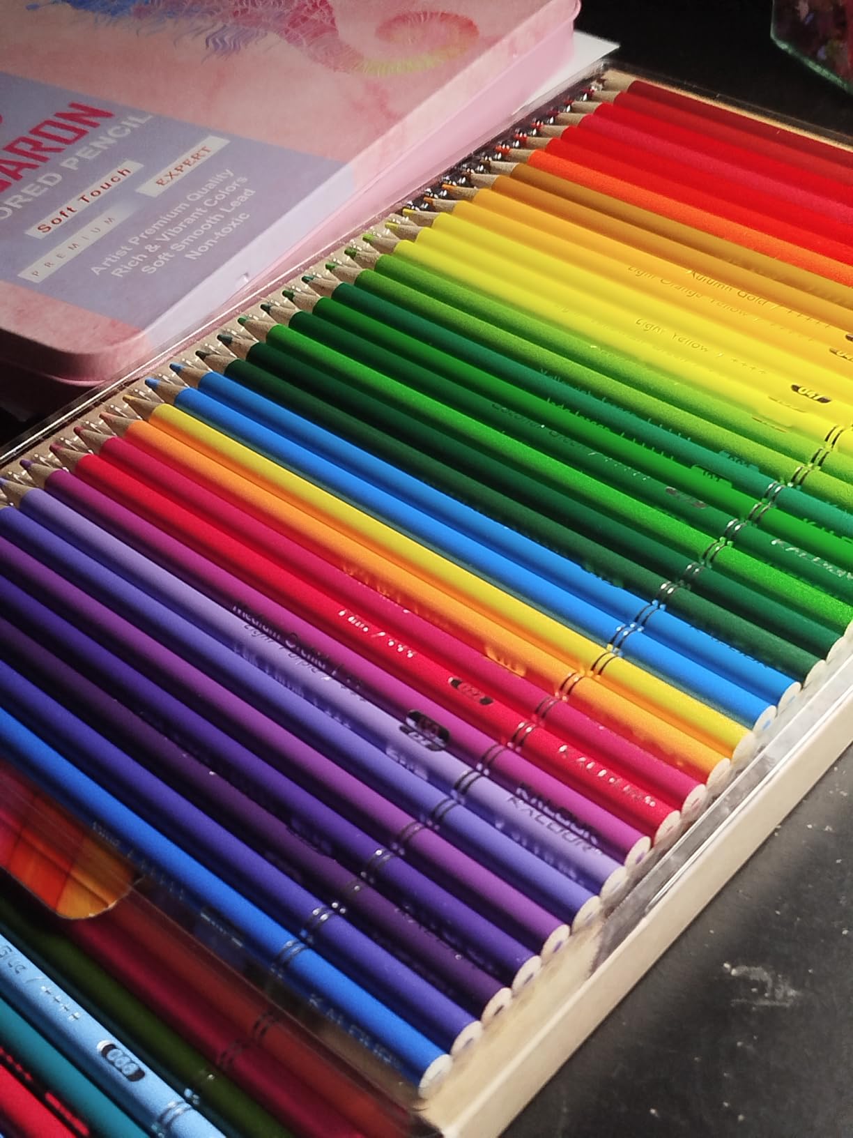 KALOUR Premium Colored Pencils, Set of 50 Colors,Artists Soft Core with Vibrant Color,Ideal for Layering Blending Shading,Color Pencils for Adults Beginners Coloring Book customer photo 2