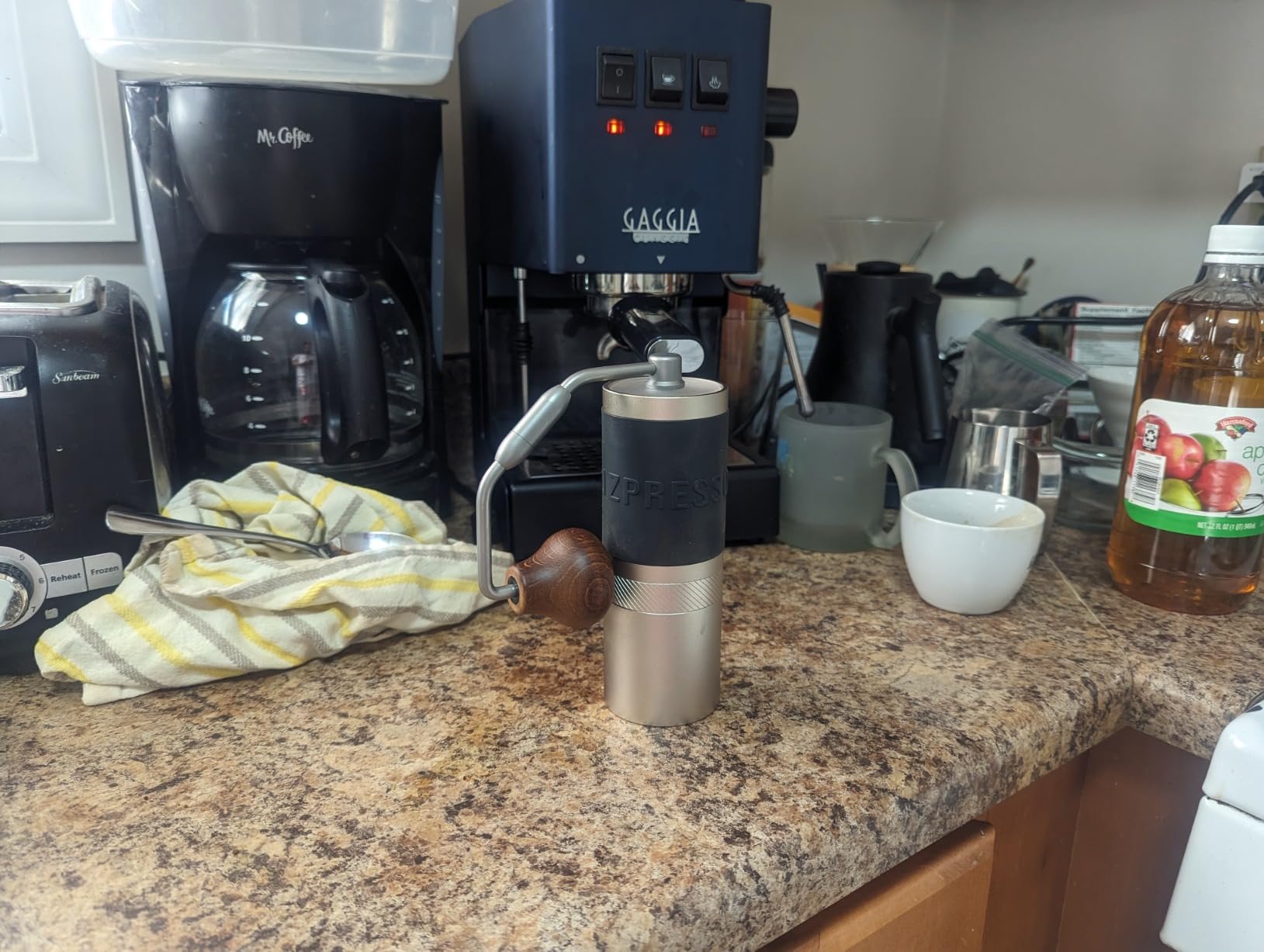 1Zpresso J-Max Manual Coffee Grinder Silver with Assembly Stainless Steel Conical Burr - Numerical Internal Adjustable Setting for Pour Over French Press Cold Brew customer photo 2