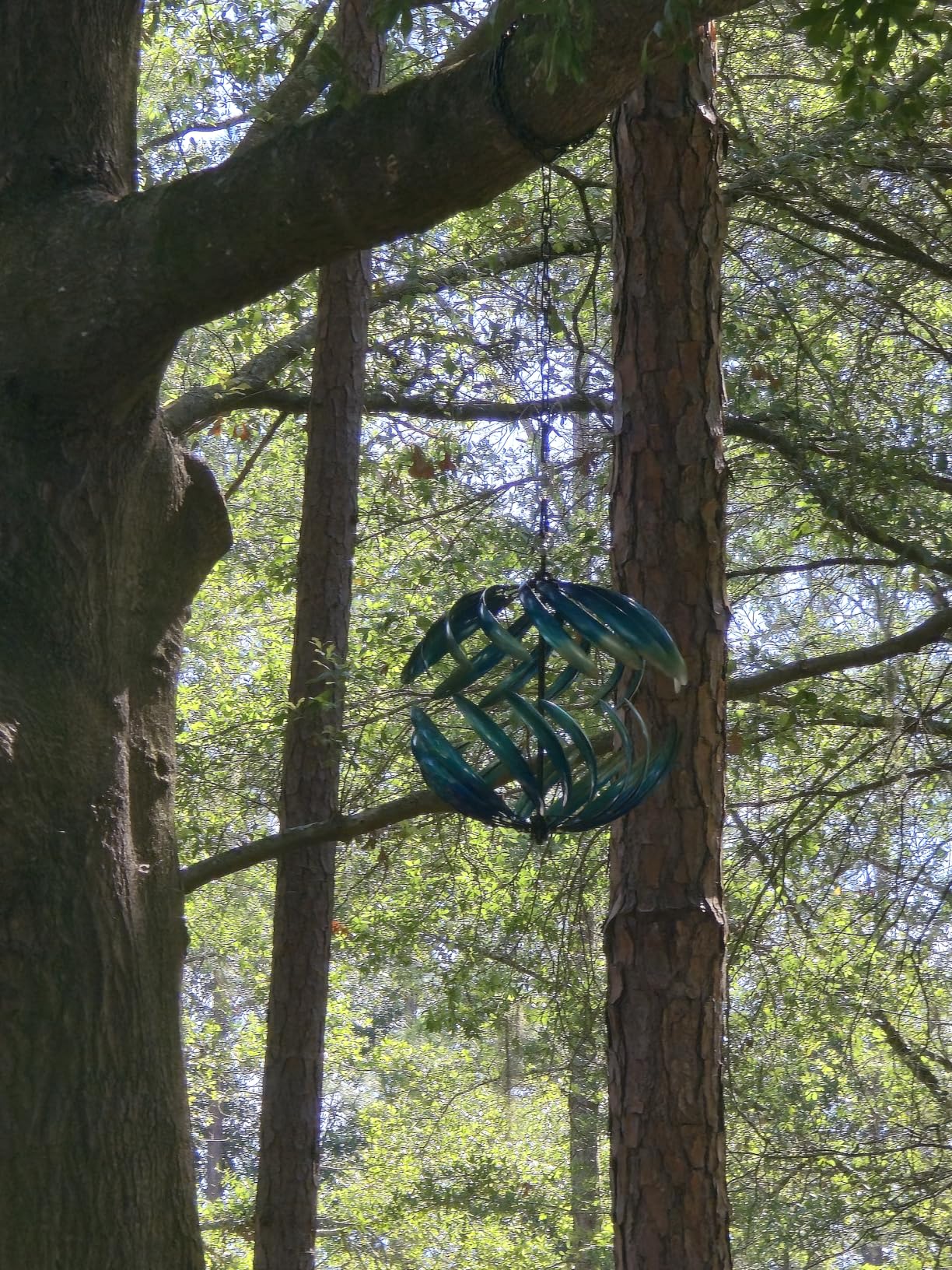 LimeHill Wind Spinner for Yard and Garden - Large Metal Kinetic Wind Sculptures for Outdoor Decorations customer photo 2