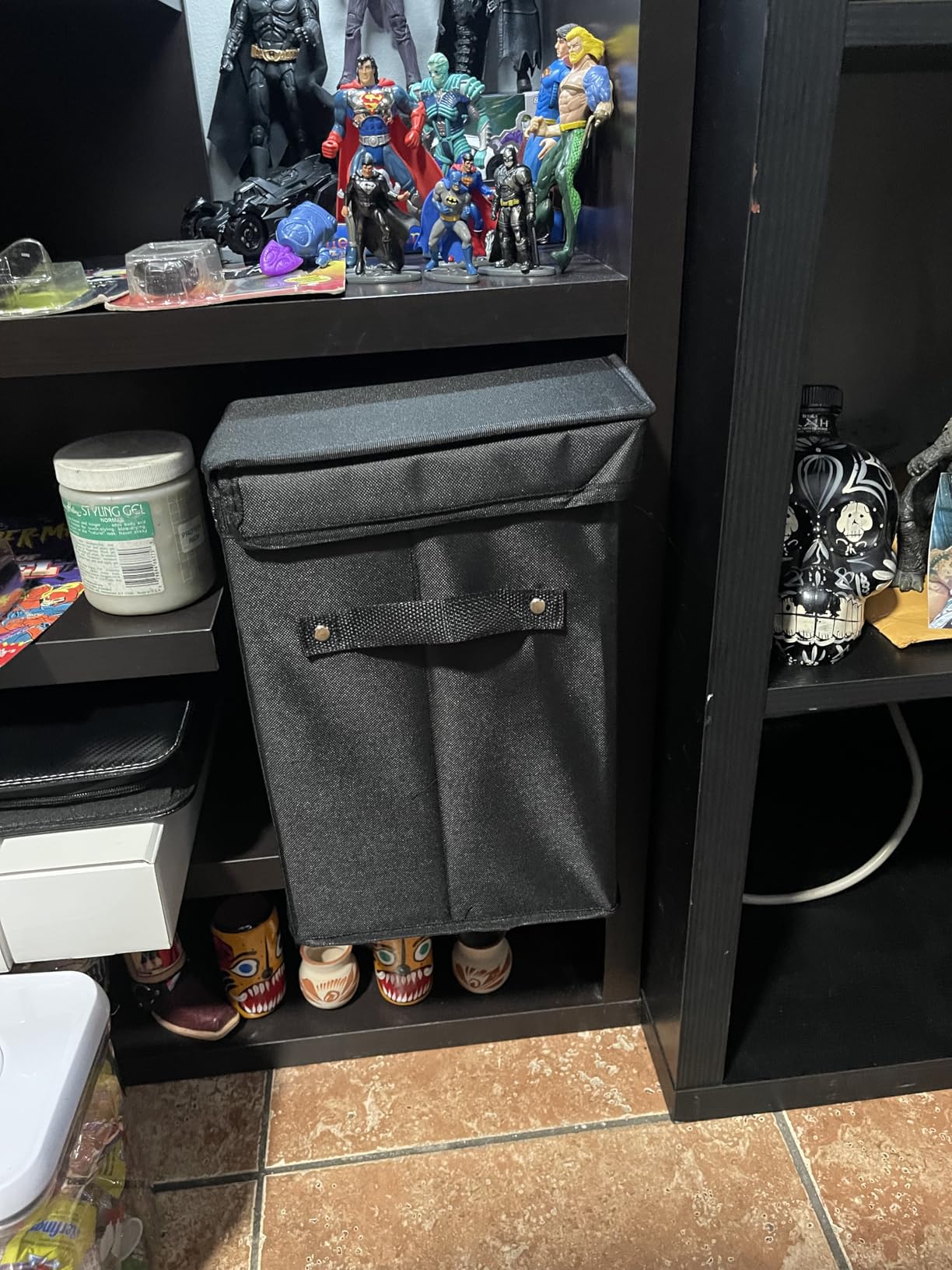 CASEMATIX Graded Comic Book Storage Case Fits up to 28 CGC Graded Comics, Lightweight Comic Book Bin with Three Removable Comic Book Box Partitions customer photo 2