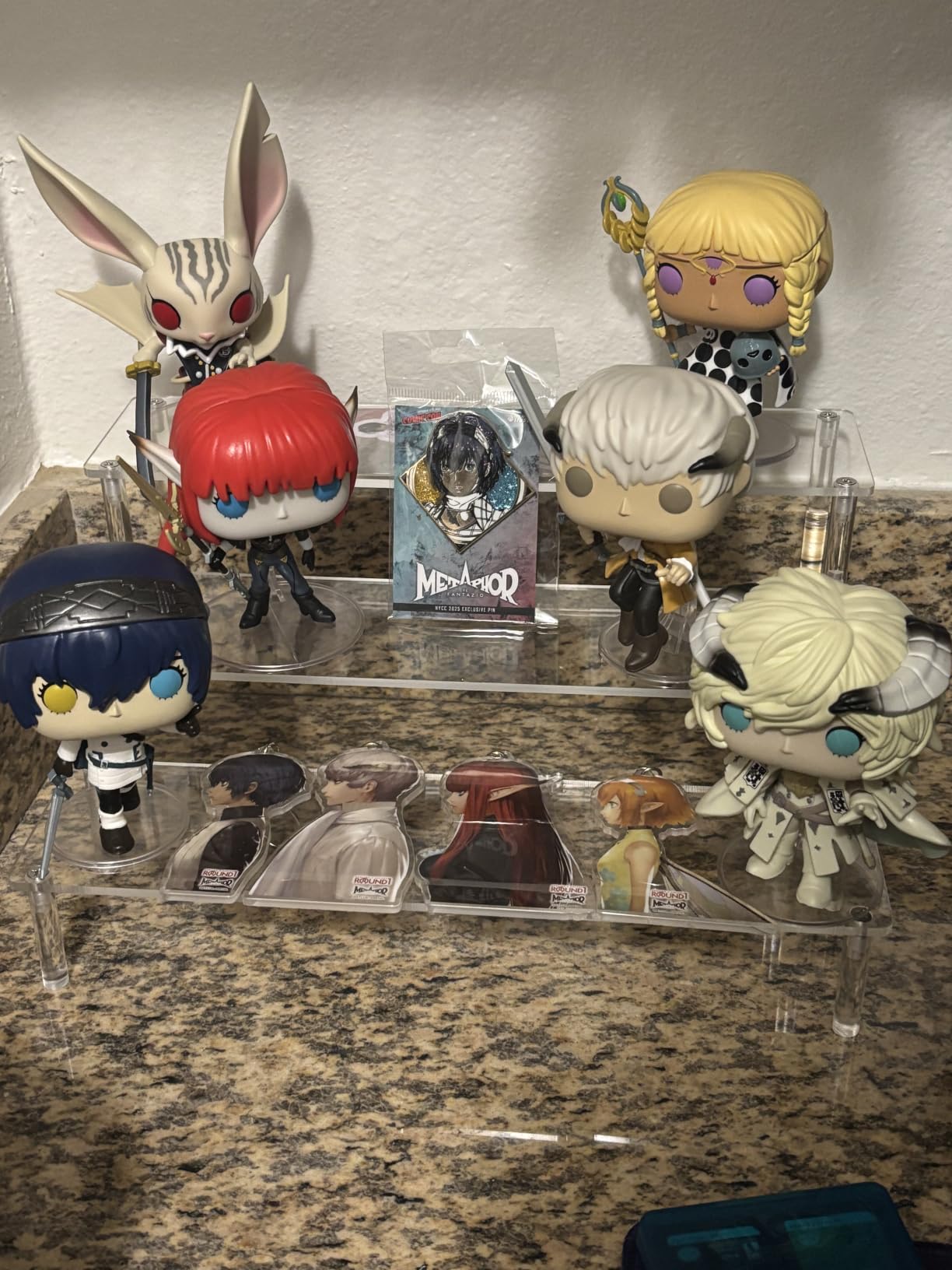 HENABLE Large Acrylic Display Risers, Perfume Stand Organizer, Clear Acrylic Shelf Risers for Display Stands for Food, Tabletop Use, Amiibo Funko POP Figure, 3 Tier Clear Cupcake Stand Risers customer photo 1