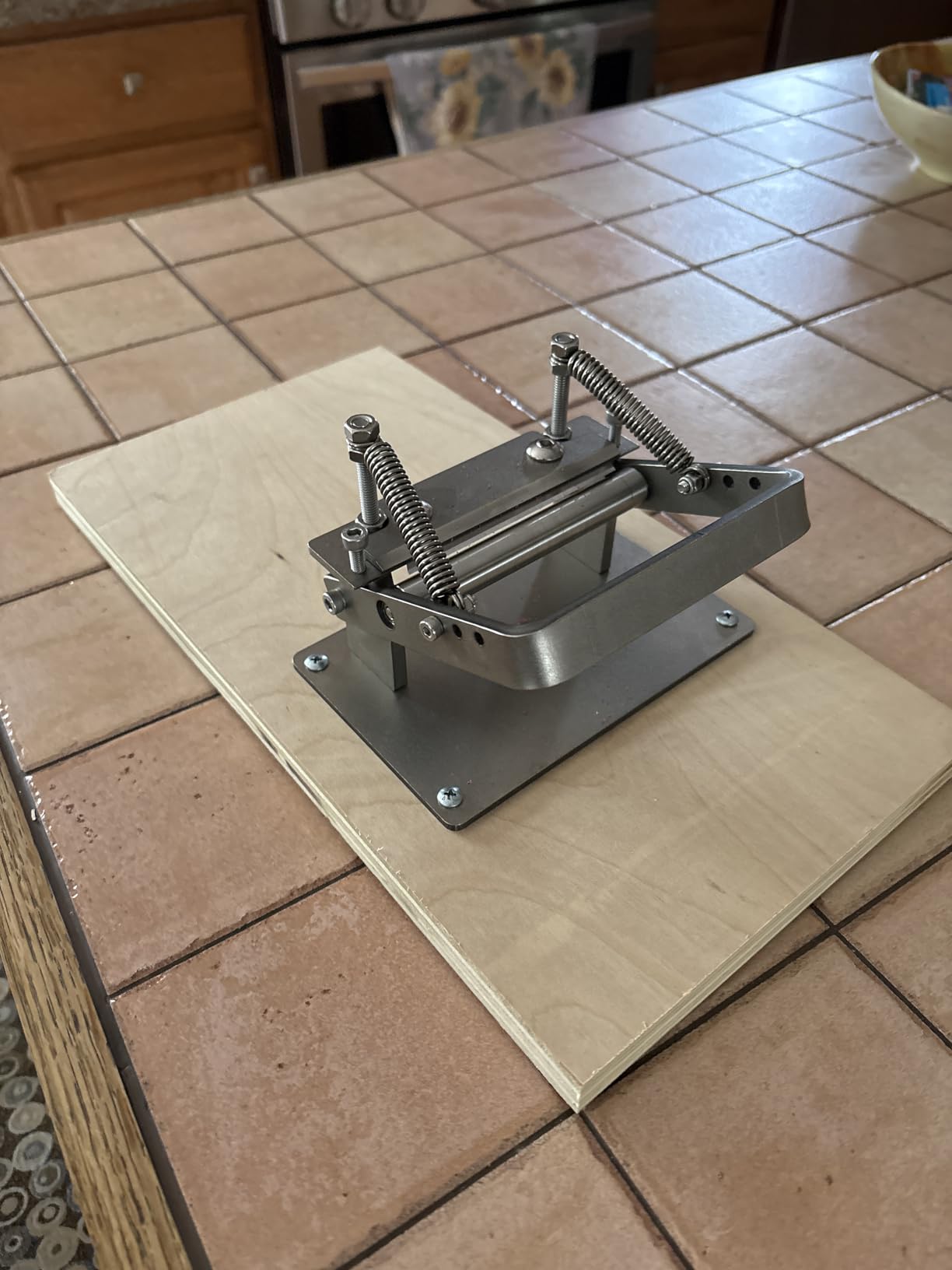 Manual Leather Splitter Peeling Machine with 10 Blades customer photo 2