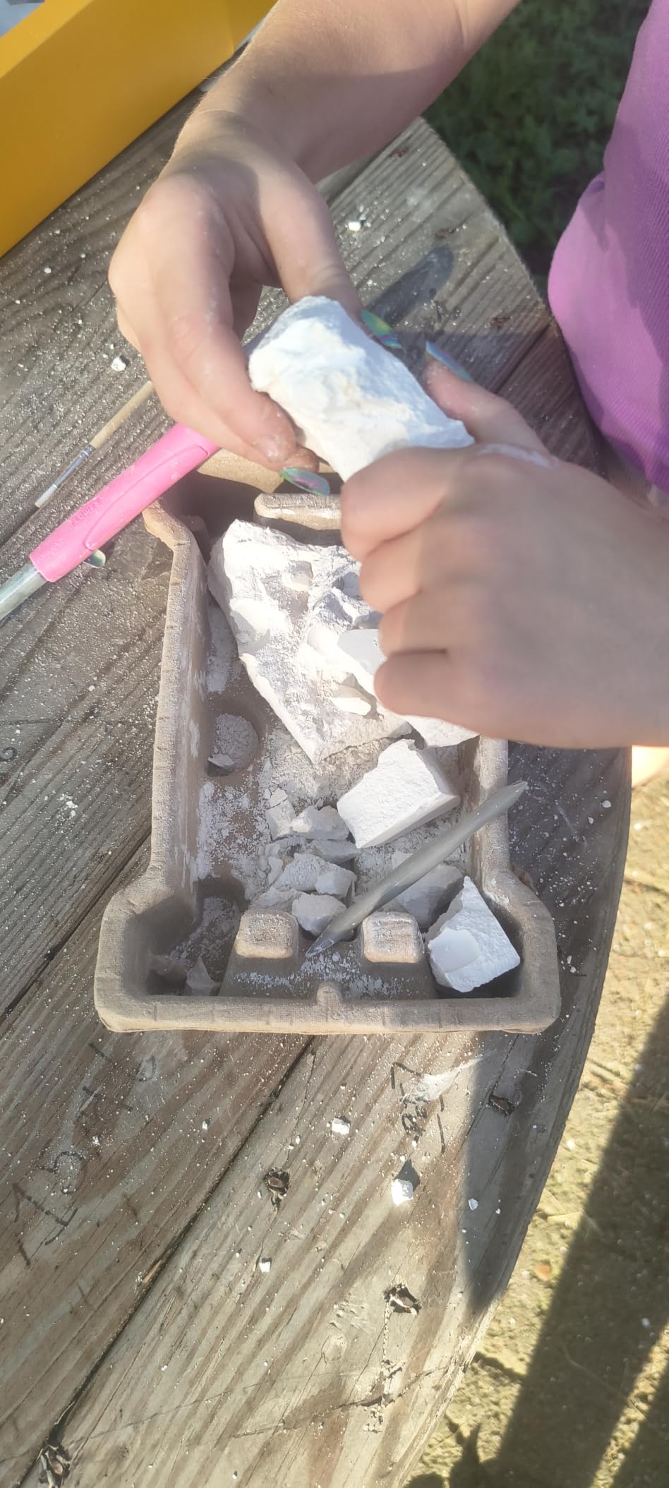 National Geographic Gemstone Dig Kit with 10 Real Gemstones for Kids | Amethyst, Quartz & Tiger's Eye, Gem Mining Activity, Excavation Tools, Rock Collection, Geology Science, Birthday Gift customer photo 2