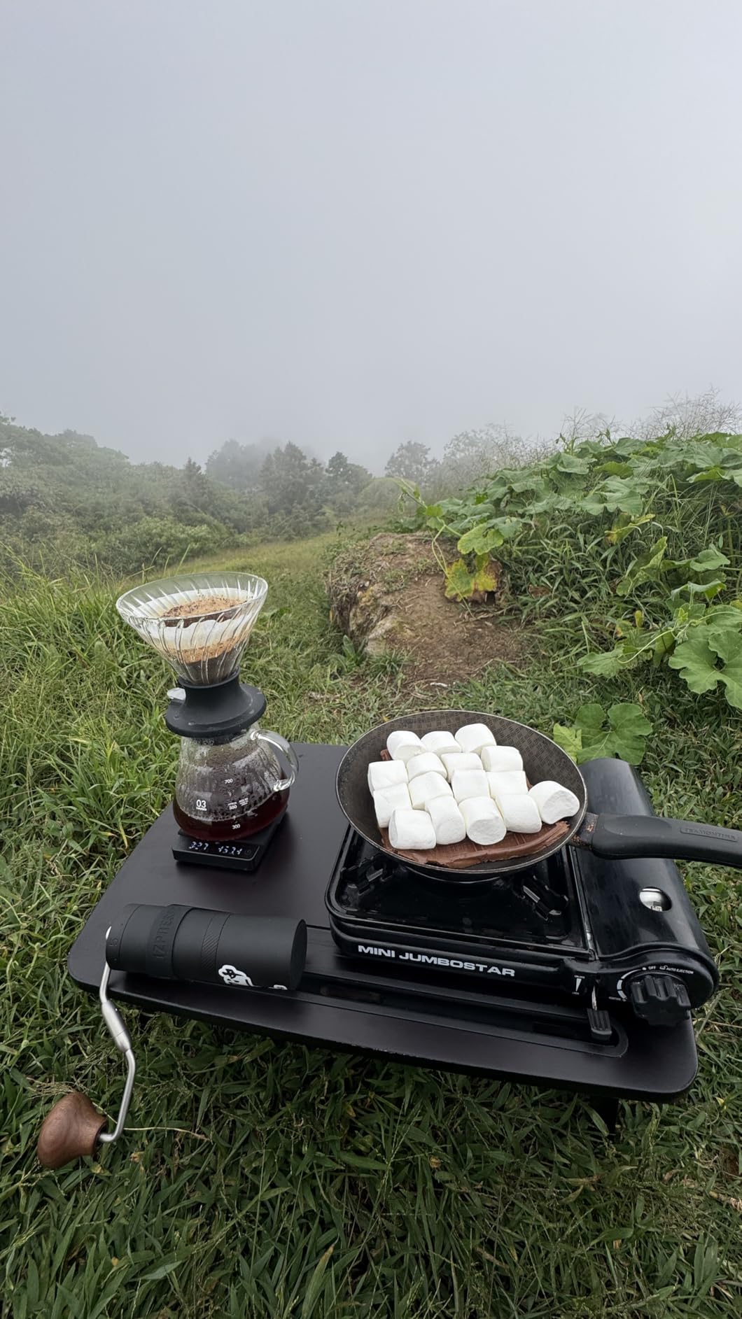 1Zpresso X-Ultra Manual Coffee Grinder-Midnight Black, Well-built Sturdy Metal Body, Assembly Stainless Steel Burr, Numerical External Setting, Magnet Catch Cup, Faster Grind Efficiency Portable Mill customer photo 1