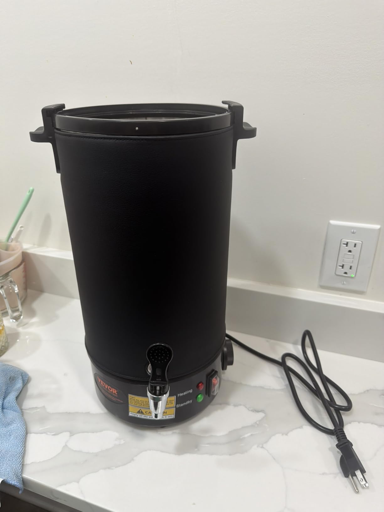 VEVOR 20Lbs Wax Melter for Candle Making, 10 L Extra Large Electric Wax Melting Pot, with Easy Pour Spout and 5-Level Temp Control, Easy Clean for Candle Soap Cream Beauty Bulk Production Business customer photo 1