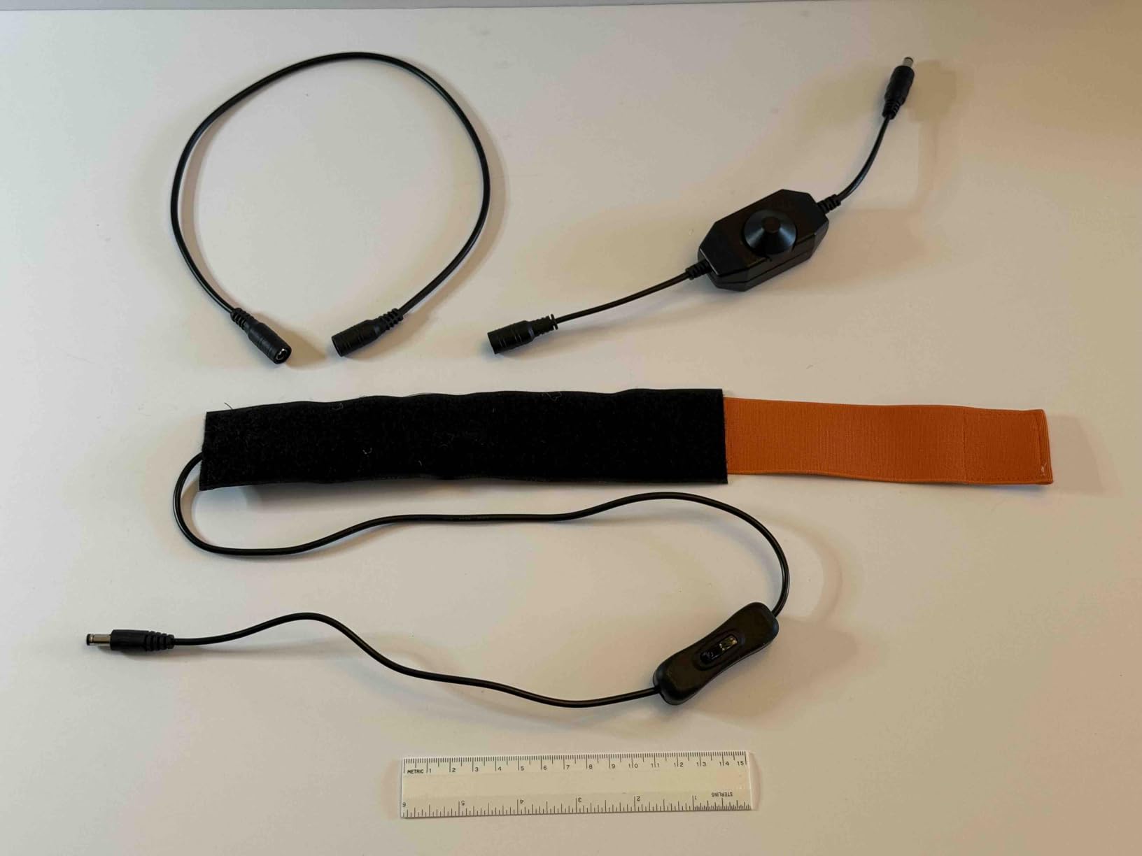 Astromania Dew Strap Heater for Telescope & DSLR Camera 40cm DC Lens Warmer - For Optics Less Than 4.95inch In Diameter, Flexible Tape to Perfect Fit, Velcro Fastening, Keeps Free of Fog, Compact & DC Port customer photo 2