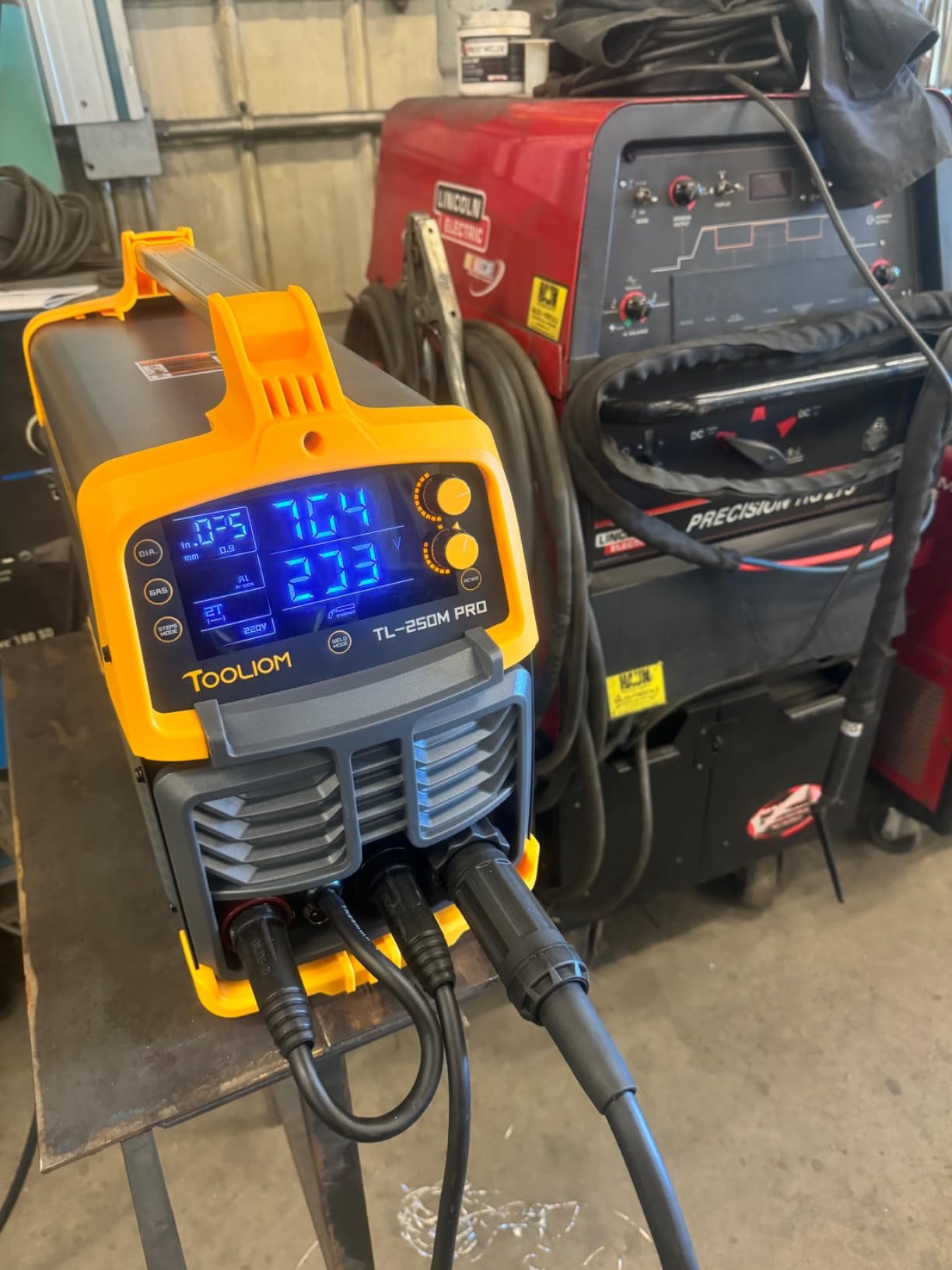 TOOLIOM 200A TIG Welder with Pulse, 4 in 1 Multifunctional TIG Welding Machine DC TIG/Spot TIG/Pulse TIG/Stick 110&220V Dual Voltage with Large Digital Display customer photo 1